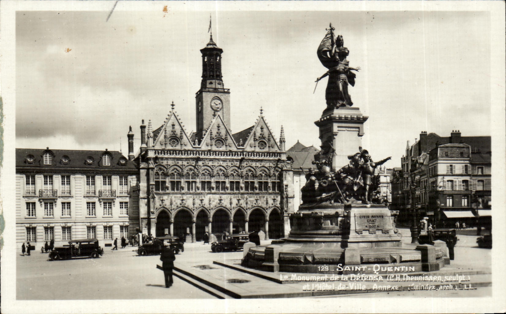 Saint Quentin de CPA el monumento de la defensa