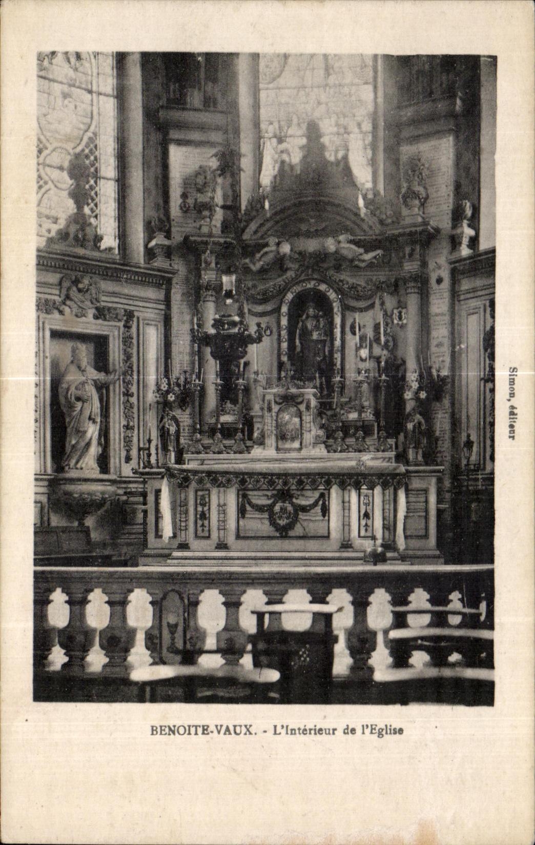CPA Benoite Vaux Interieur of Eglise