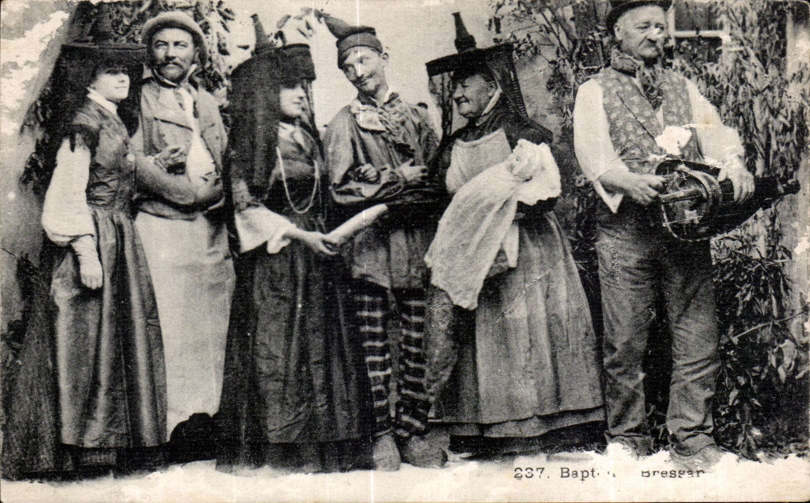 CPA Bapteme en Bresse Folklore Costume