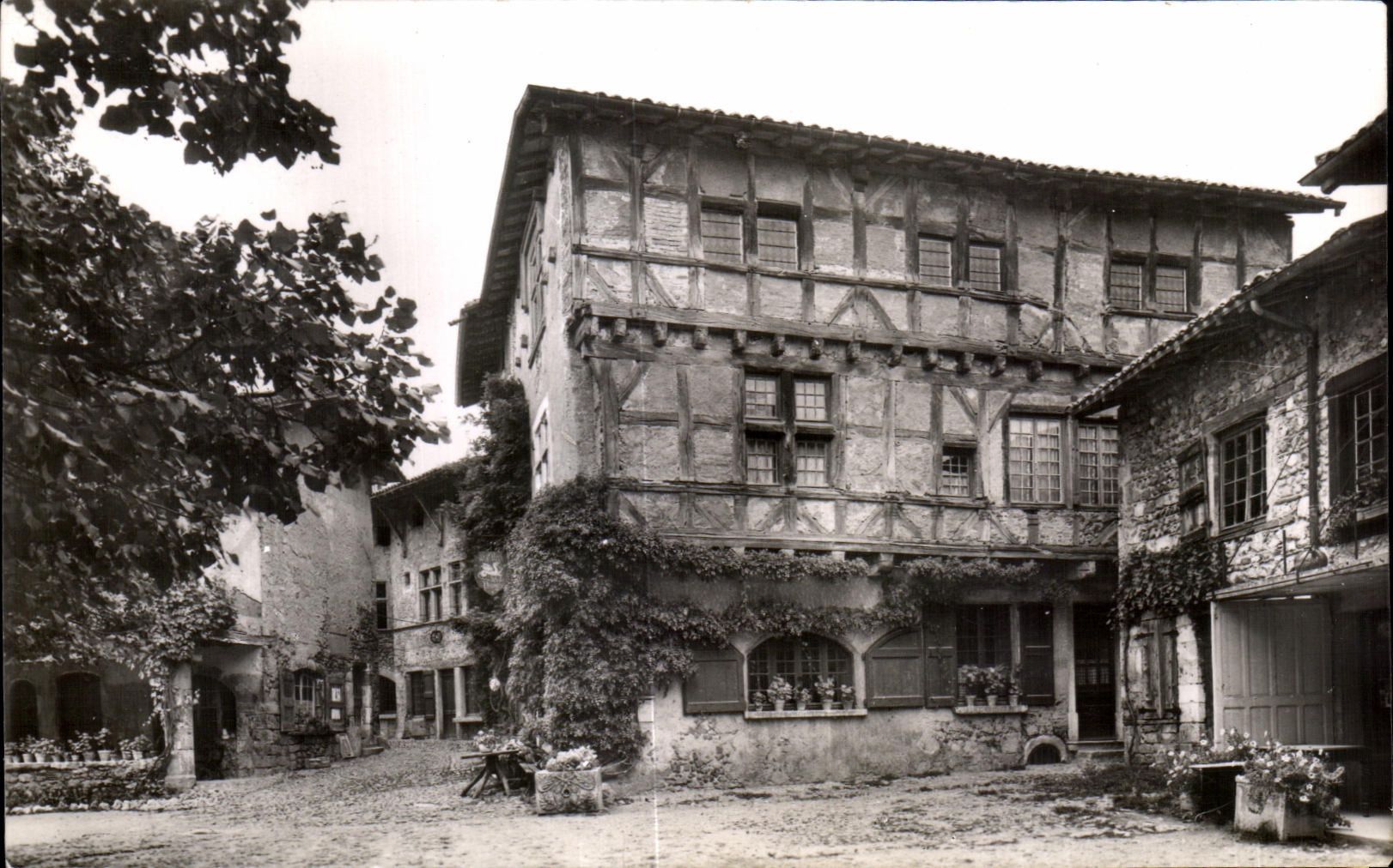 CPA Perouges Ain Hotel trade Street of the Prince