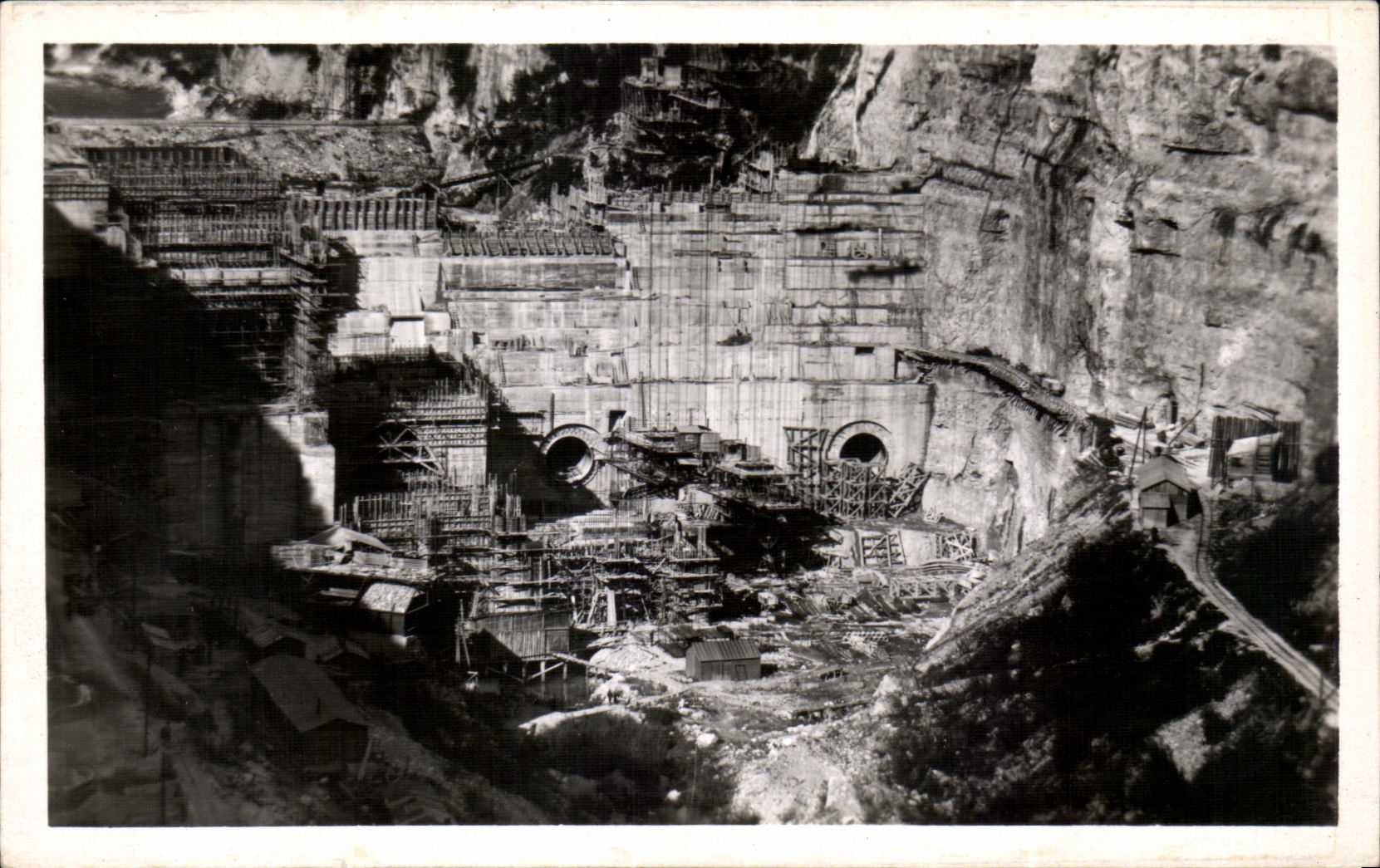 CPA Genissiat Ain Together of the Building site Stopping and Factory