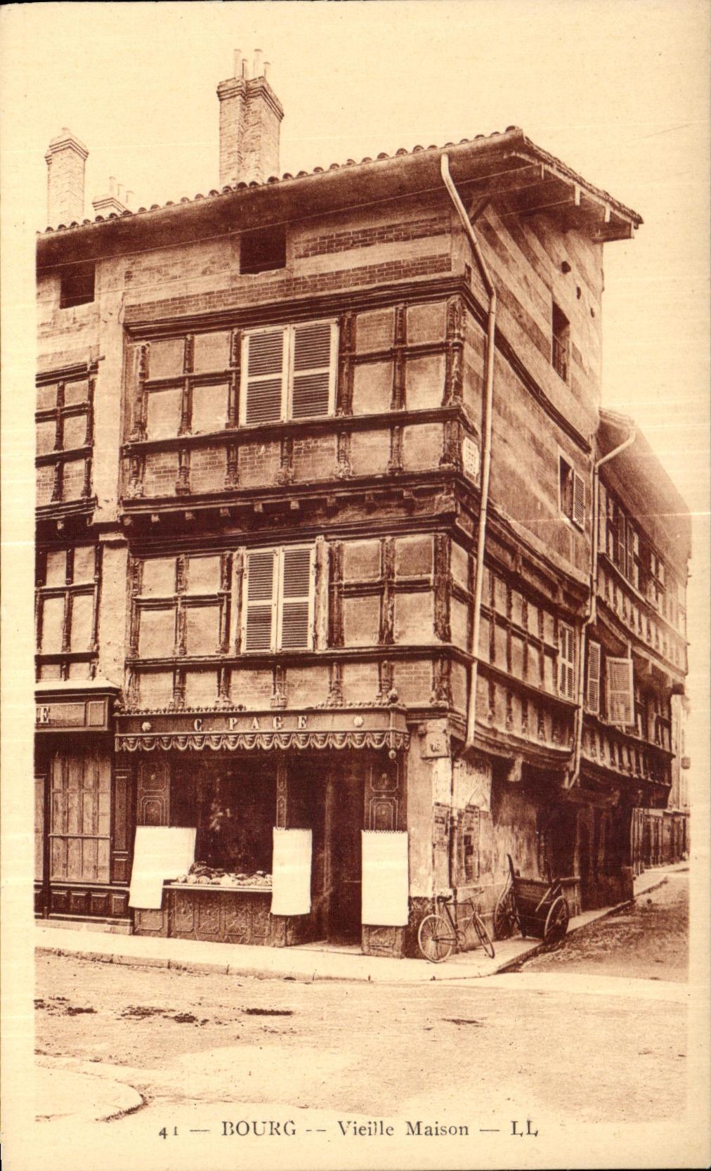 CPA Borough Old woman House