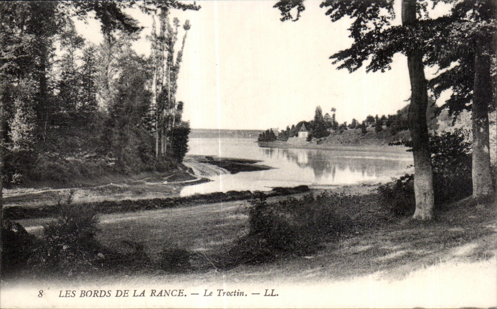 CPA Les Bords De La Rance Le Troctin