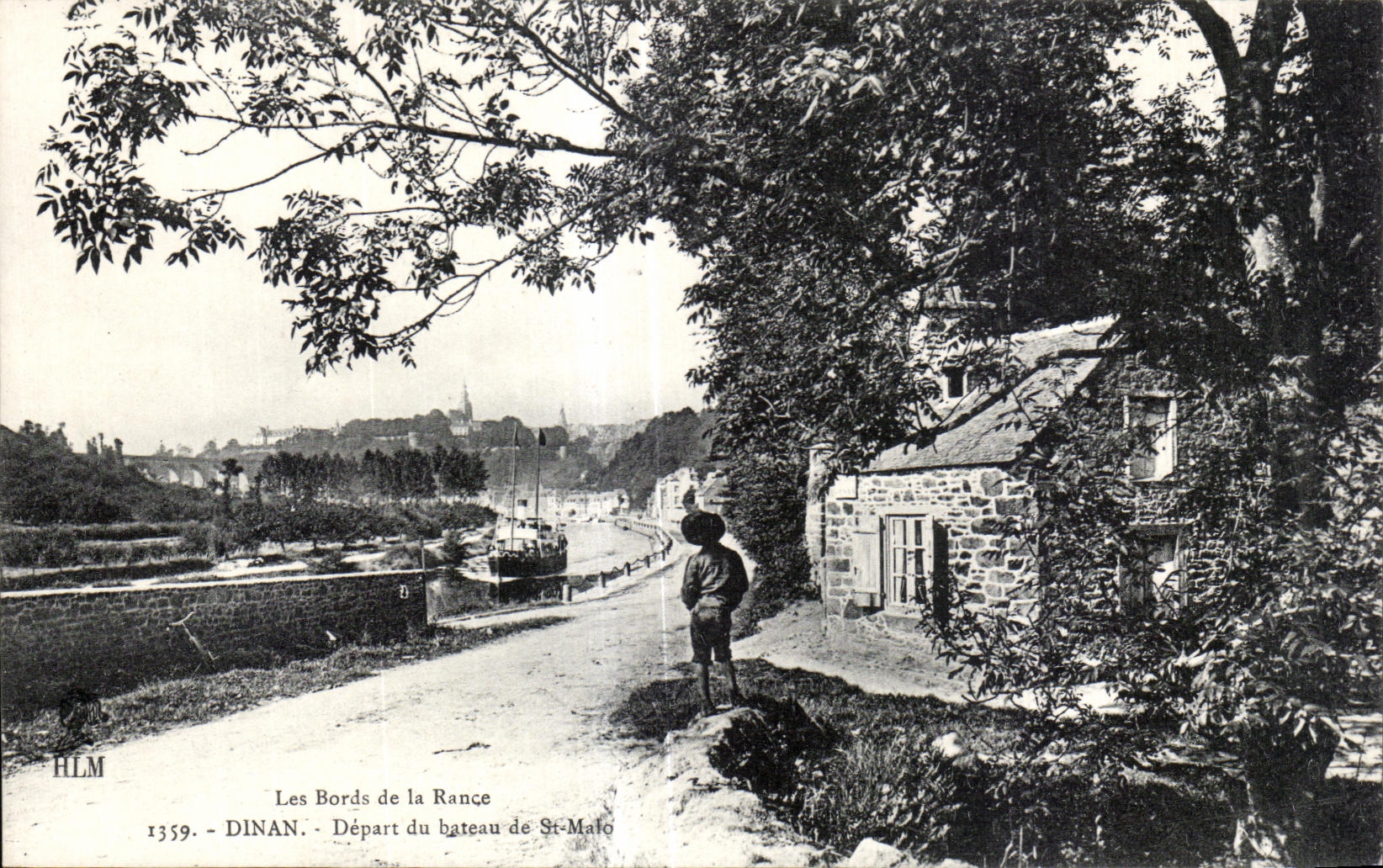 CPA Edges of Rancid Dinan Departure of the Boat of St Malo