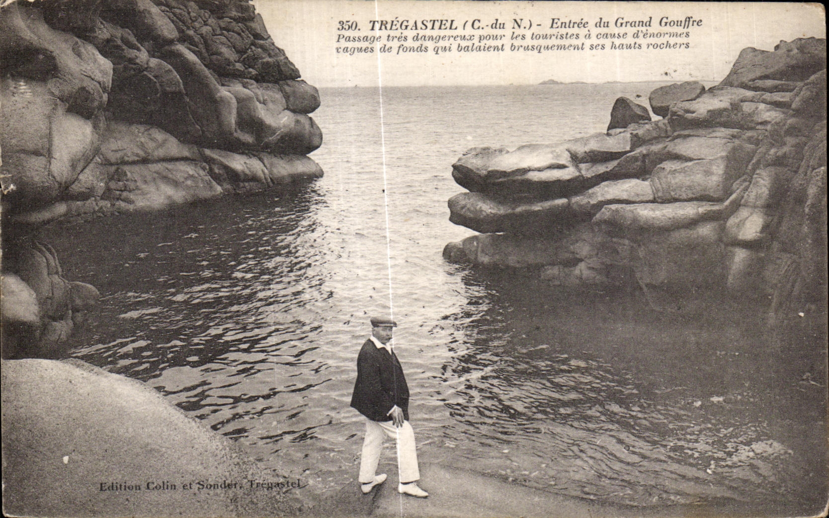 CPA Tregastel Entrance of the Large Pit