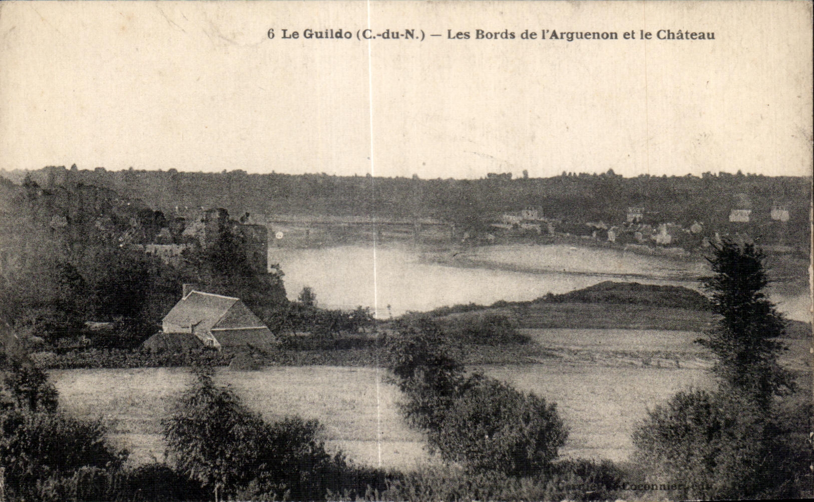 CPA Le Guildo Les Bords de l Arguenon et le Chateau