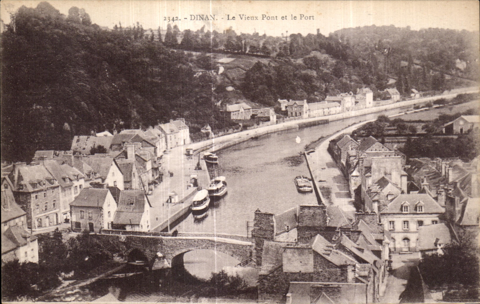 CPA Dinan Le Old man Bridge and the Port