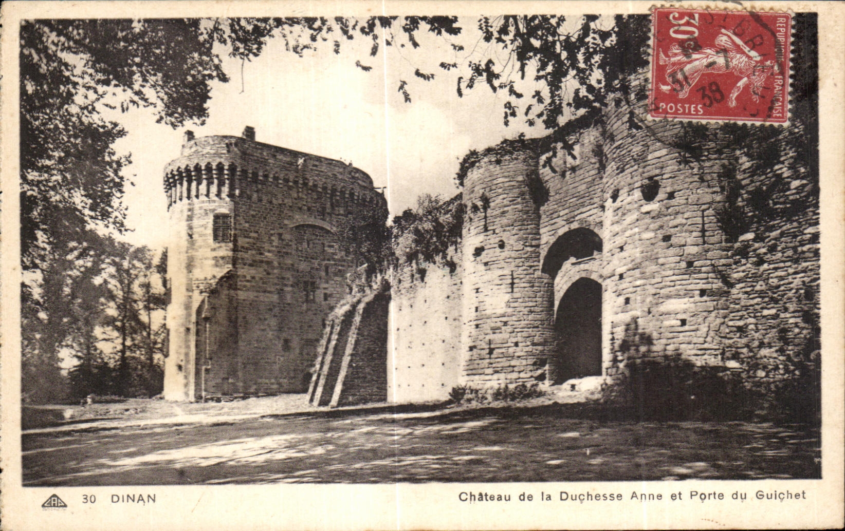 CPA Dinan Castle of the Duchess Anne and Gate of the Counter