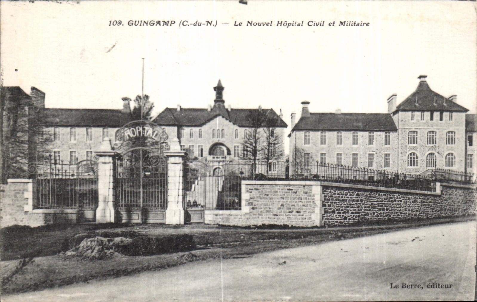 CPA Guingamp the New Civil and Military Hospital