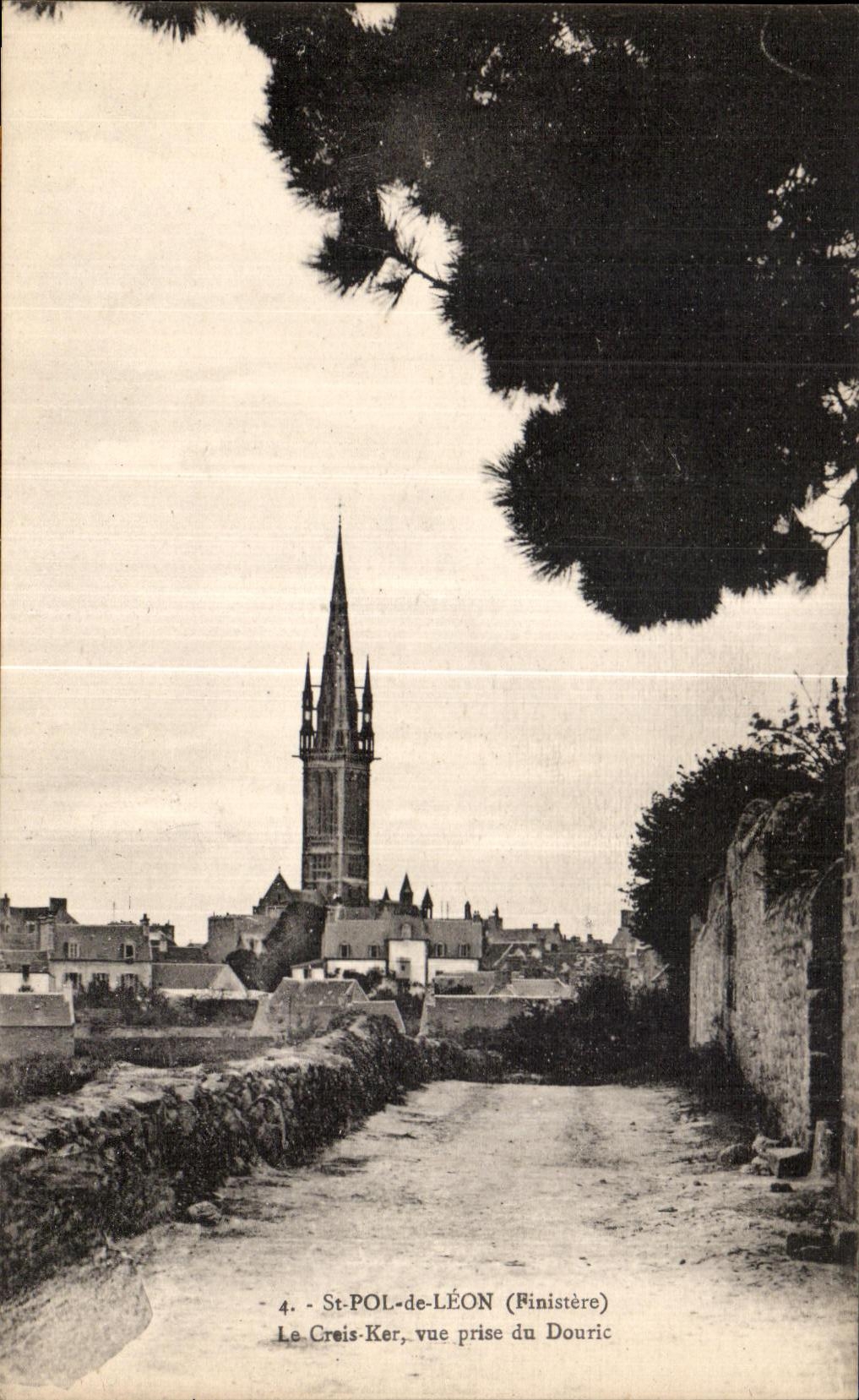 CPA St pol of Leon (Finistere) the Ker Cross seen from of Douric