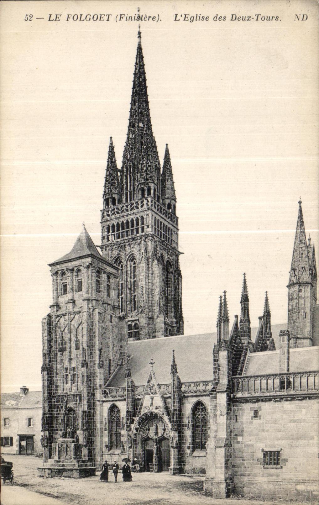 CPA Folgoet (Finistere) Church of Both Tours