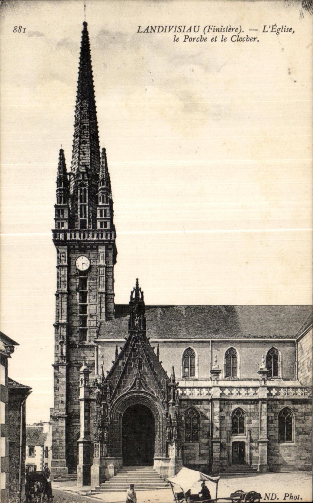 CPA Landivisiau (Finistere) Church the Porch and the Bell-tower