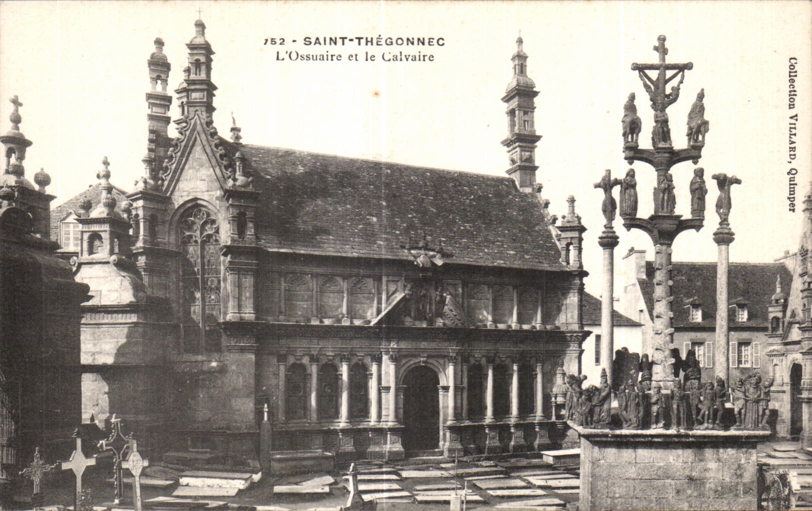 CPA Saint Thegonnec L Ossuaire et le Calvaire