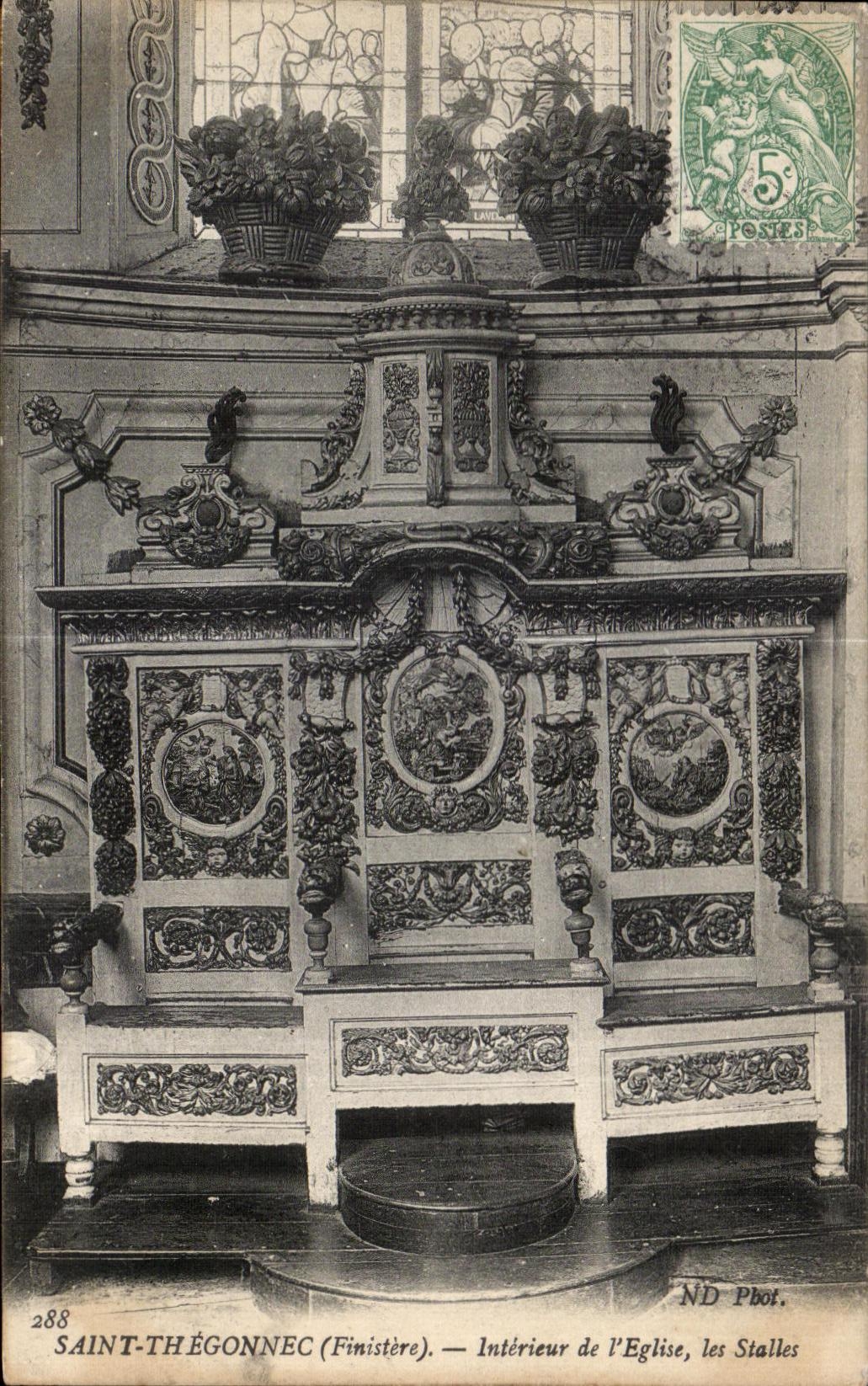 CPA Saint Thegonnec (Finistere) Interieur de L Eglise les Stalles