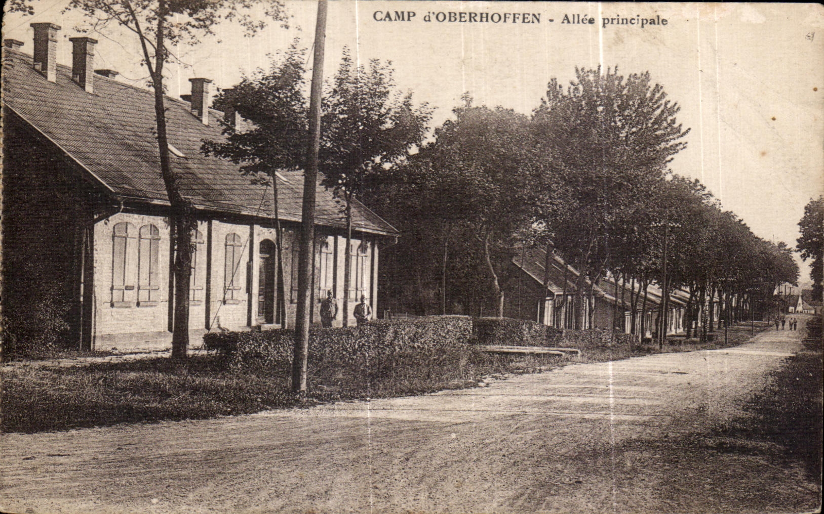 CPA Camp Oberhoffen Allee principal Militari