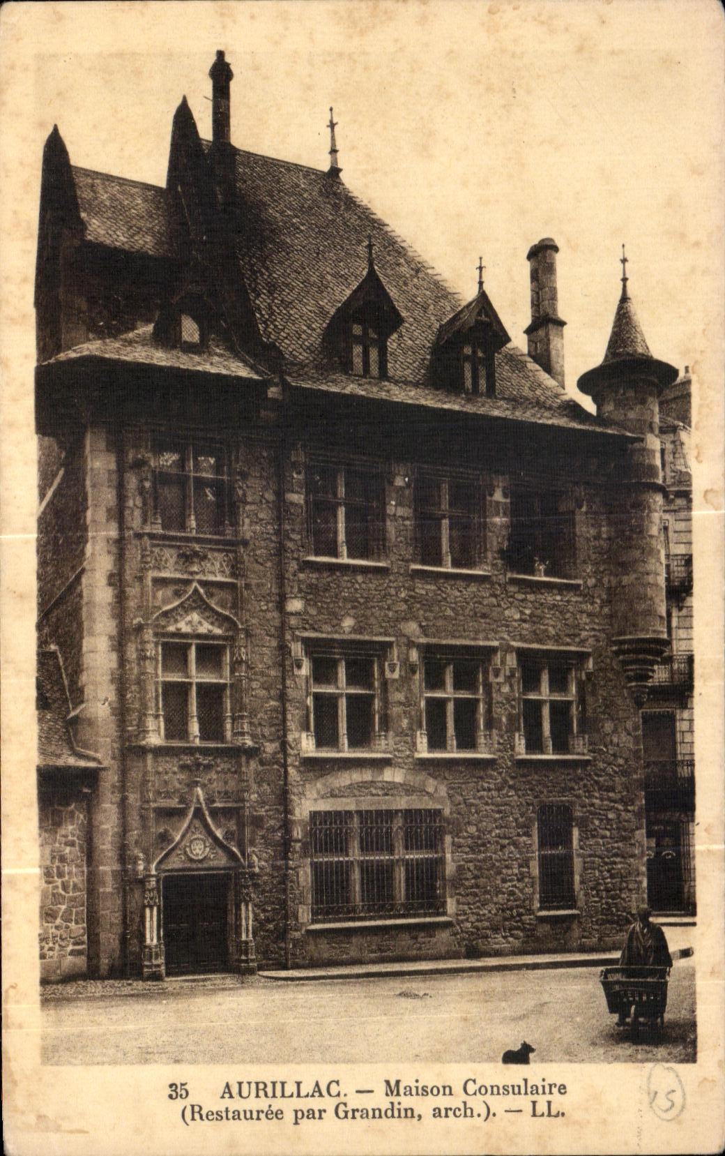 CPA Consular Aurillac House (Reslauree by Grandin arch)