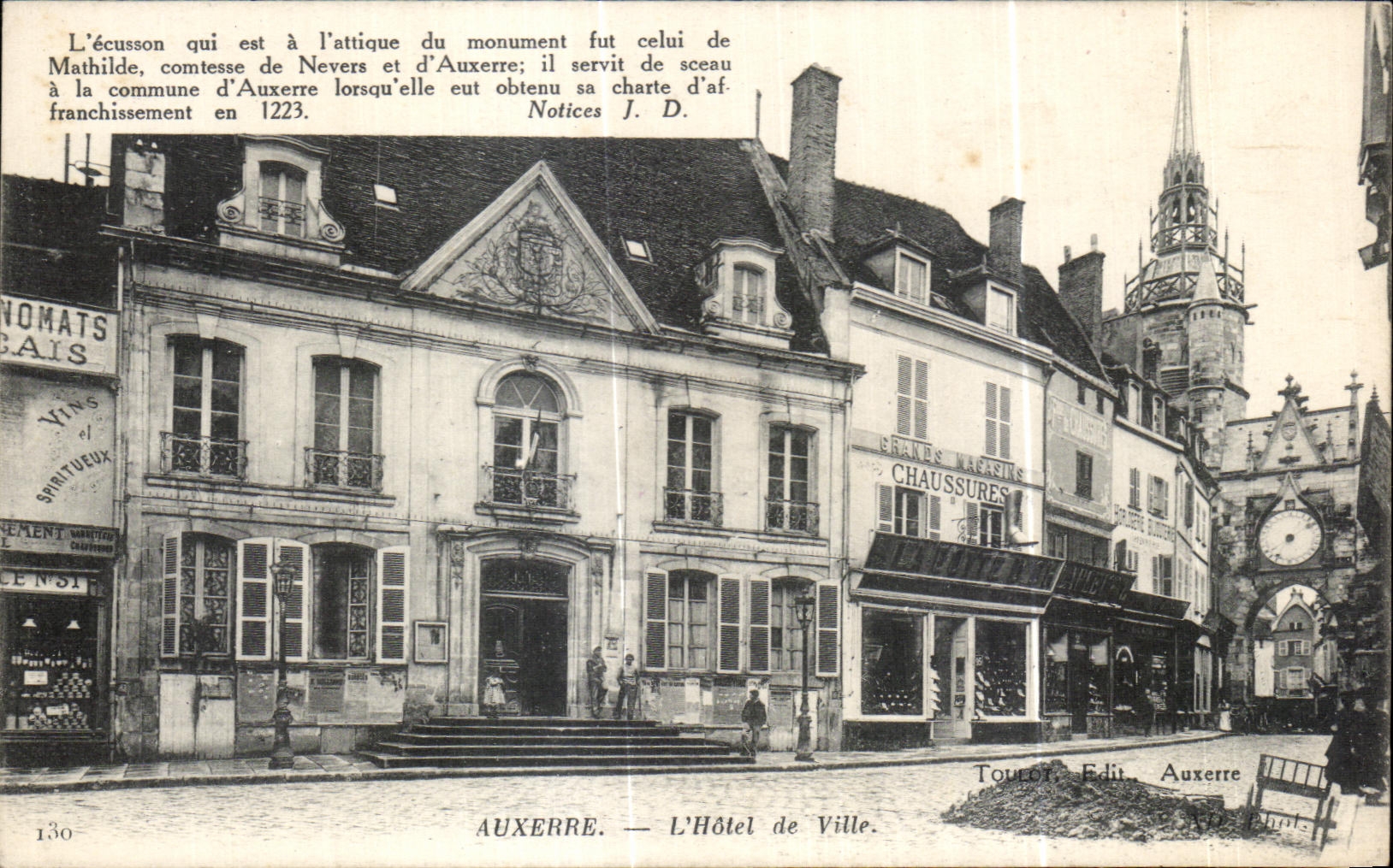 CPA Auxerre Town hall Lecusson which was that of Mathilde countess of Nevers and Auxerre