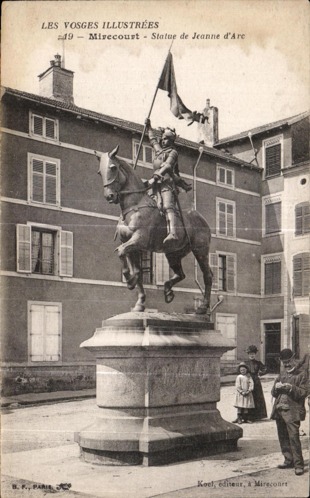 CPA Les Vosges Illustrees Mirecourt Statue de Jeanne d Are