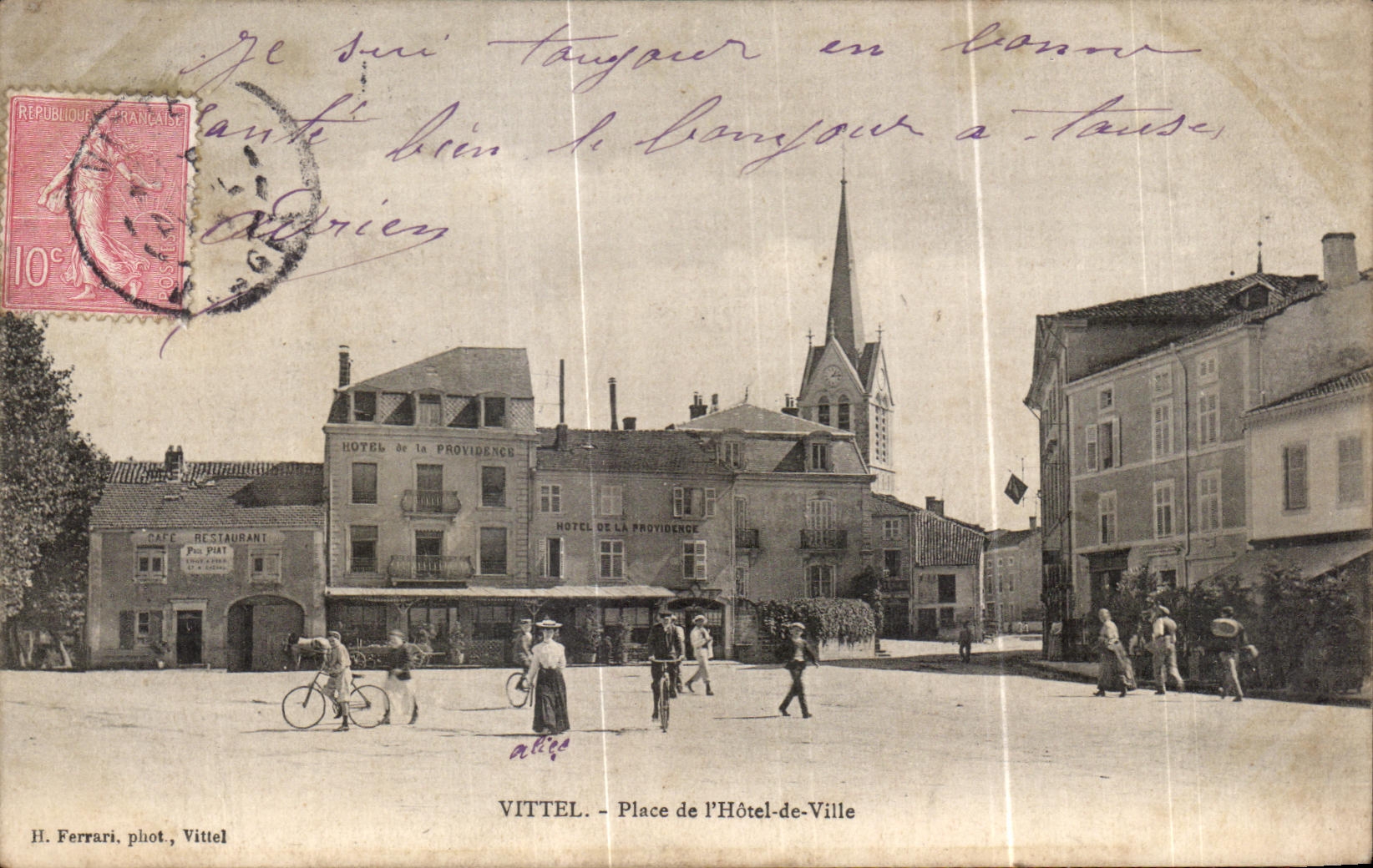 CPA Vittel Place de I Hotel de Ville
