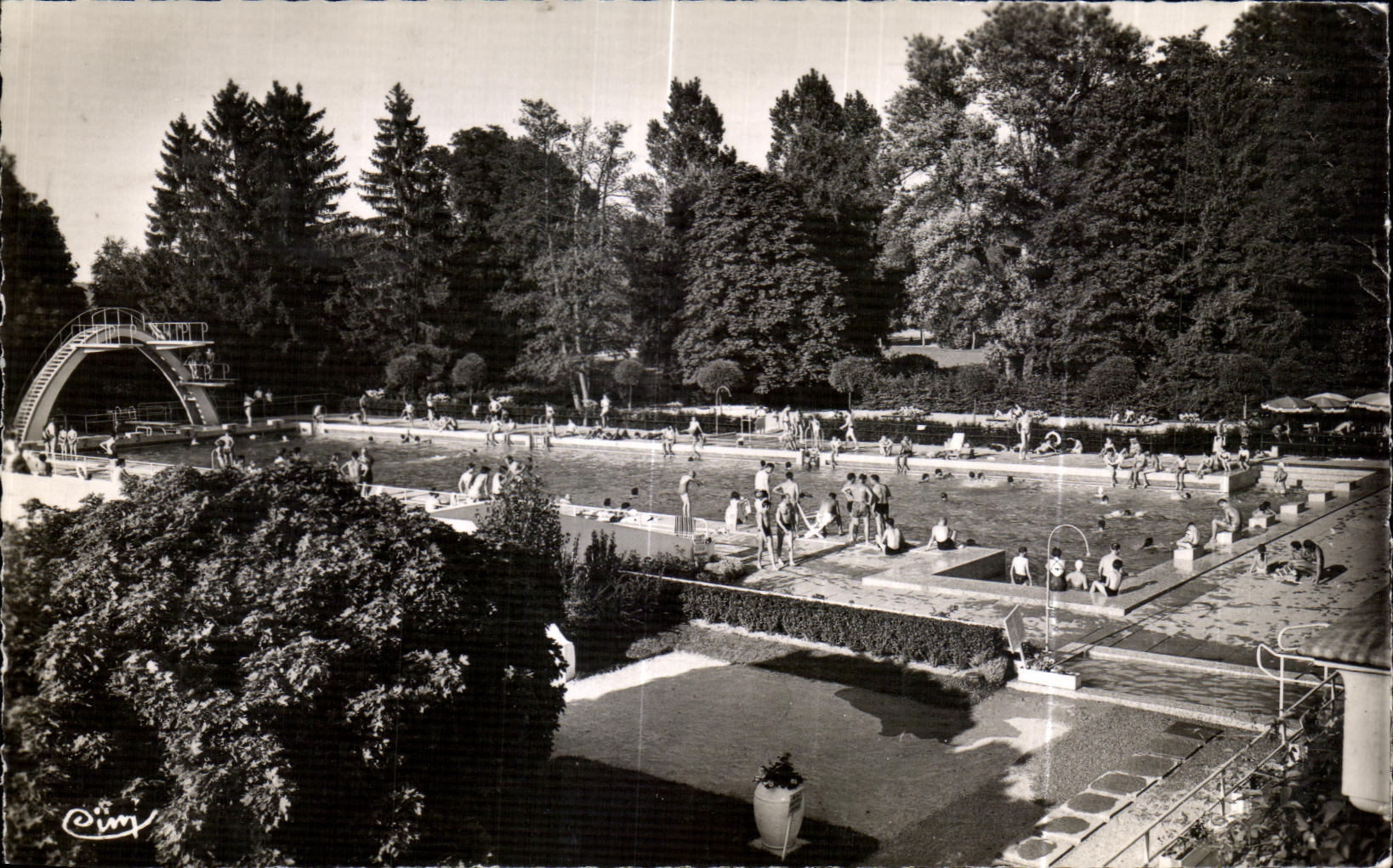 CPA Vittel (the Vosges) the Swimming pool
