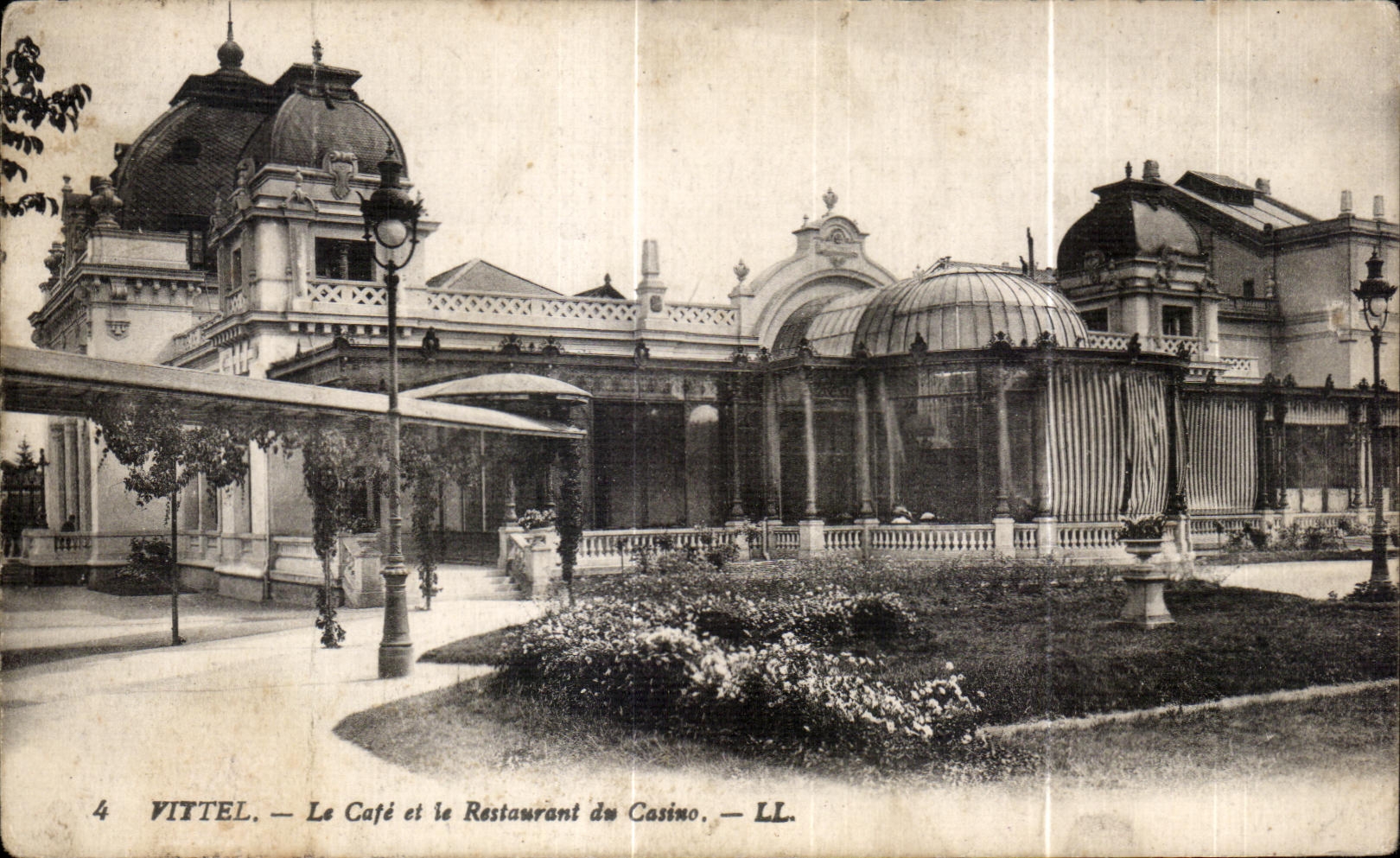 CPA Vittel Le Cafe et le Restaurant du Casino