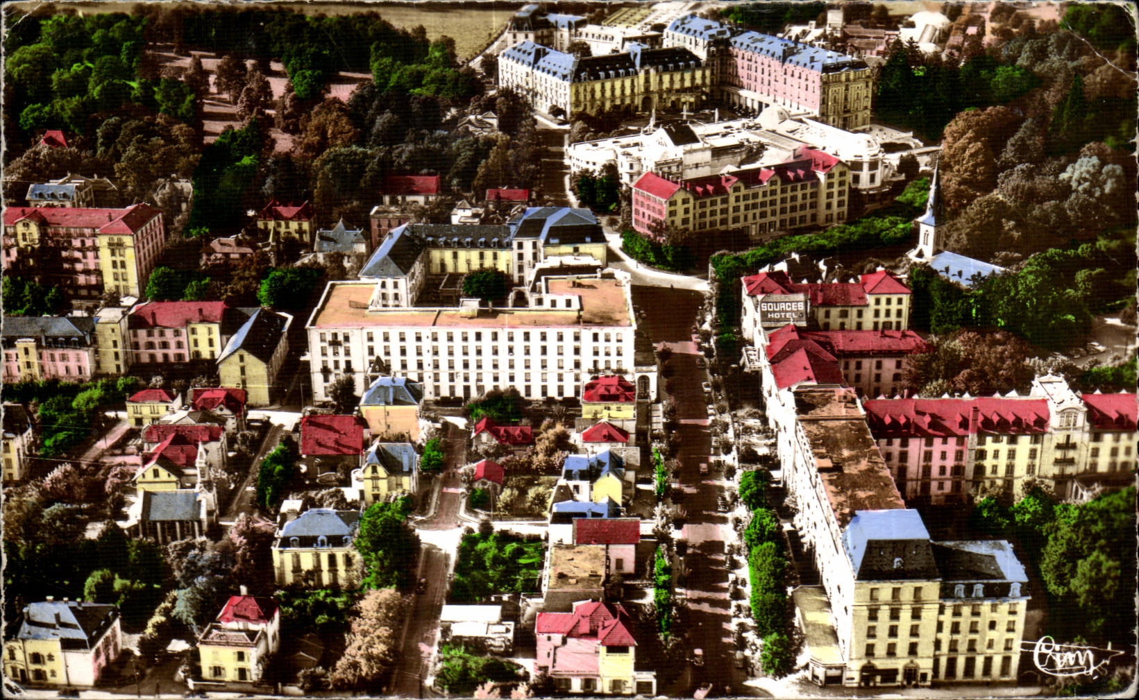 CPA Vittel (the Vosges) has the Large Hotels of the Station Seen air