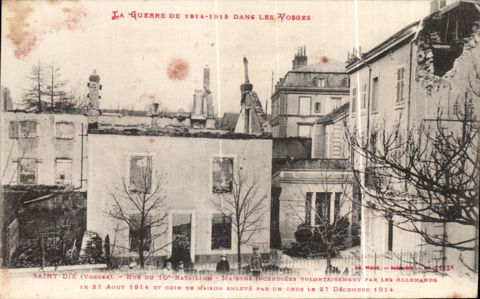 CPA Saint Die Street of the 10th battalion burnt Houses Militaria