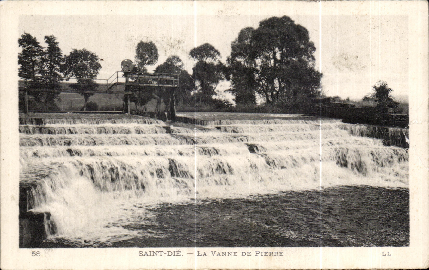 CPA Saint Die La Vanne De Pierre