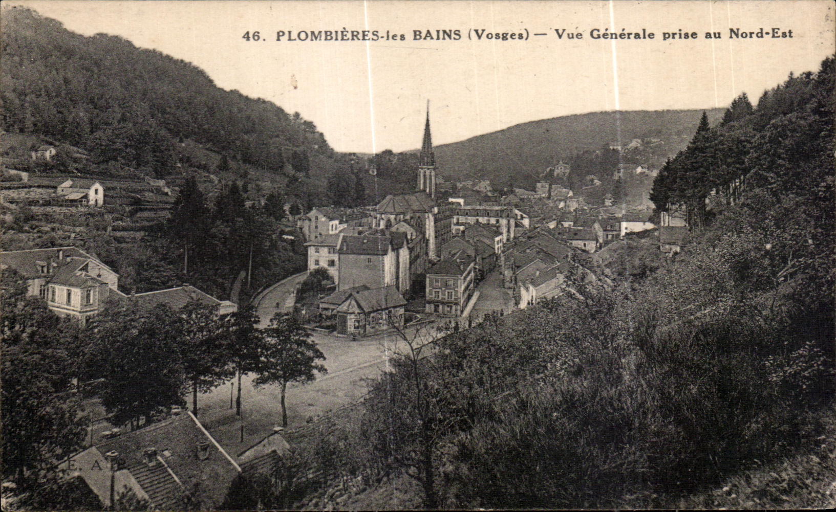 CPA Plombieres les Bains (Vosges) Vue Generale prise au Nord Est