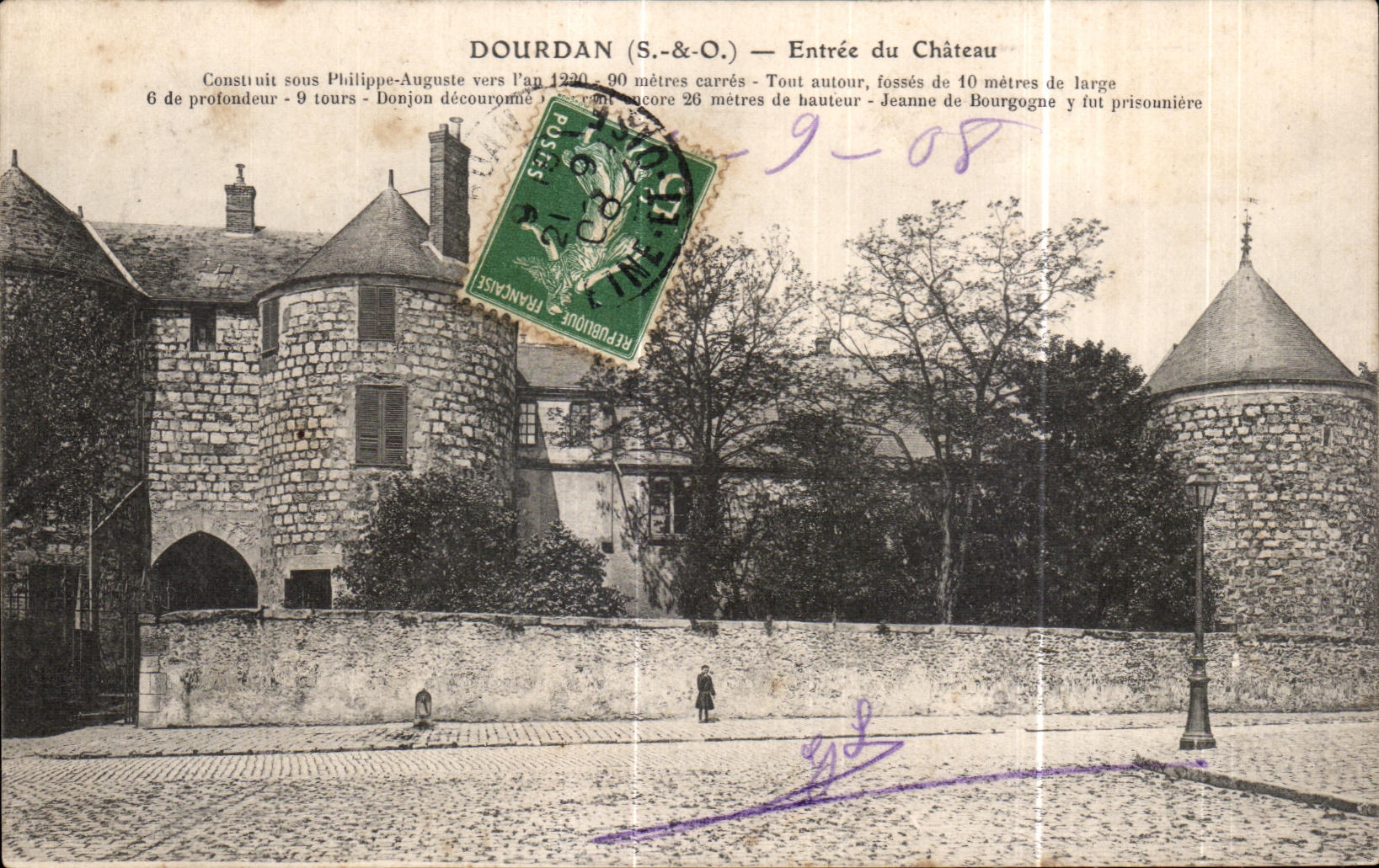 Entrada de CPA Dourdan del castillo