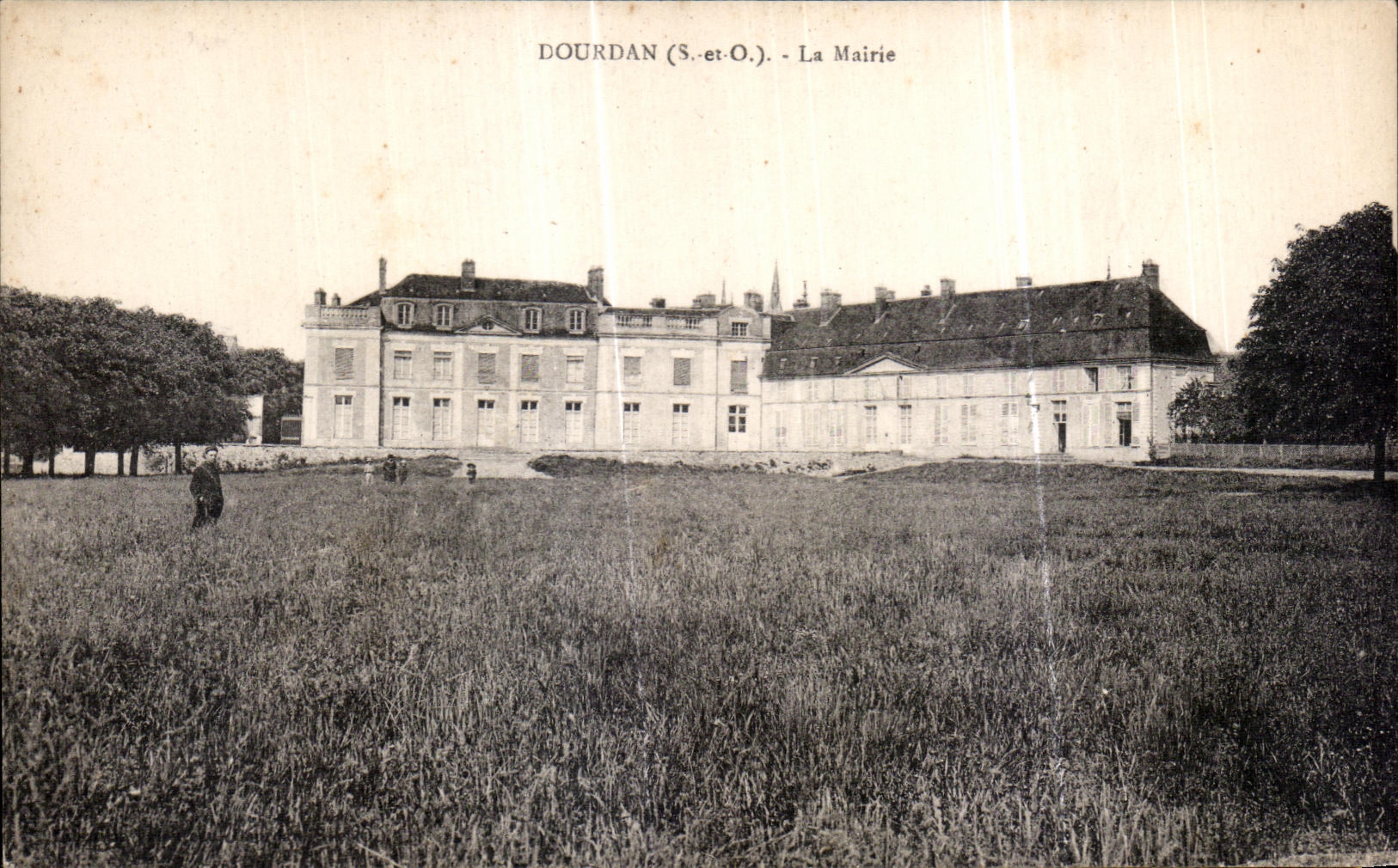CPA Dourdan el ayuntamiento