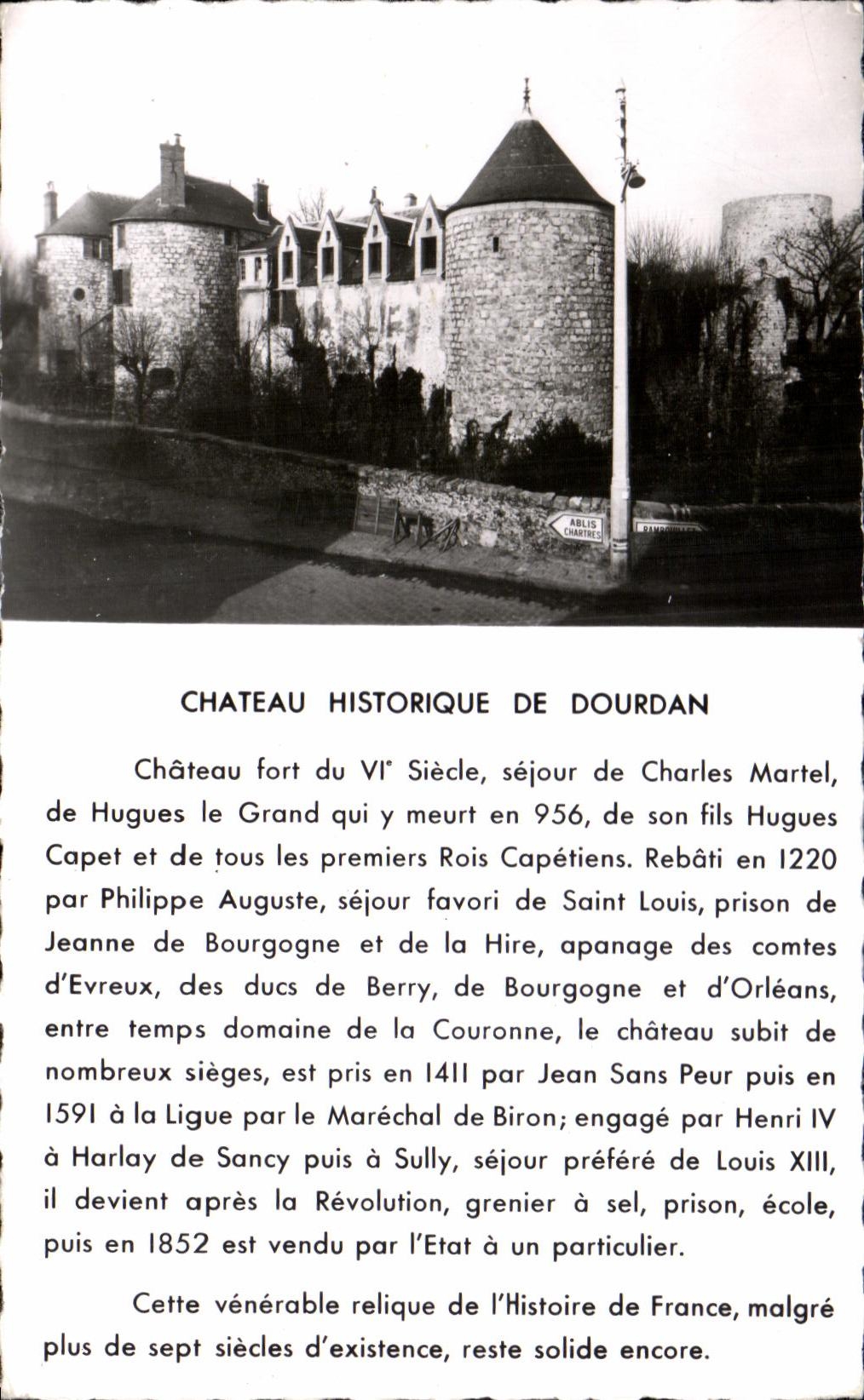 CPA Chateau Historique De Dourdan Chateau fort du