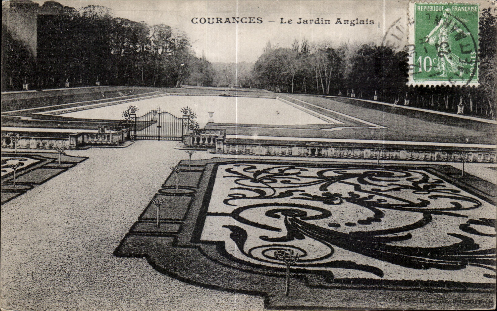 CPA Courances Le Jardin Anglais