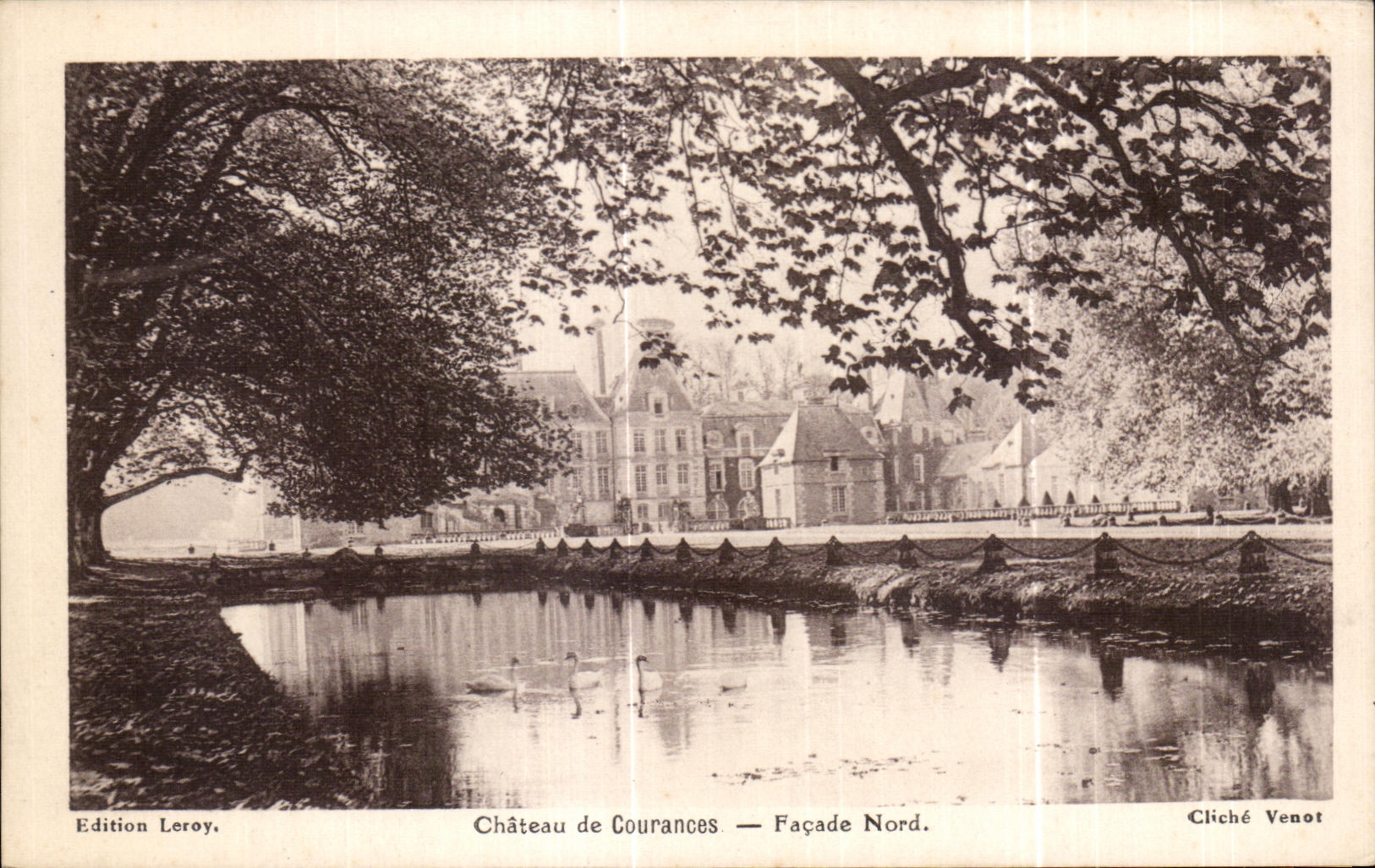 CPA Chateau de Courances Facade Nord