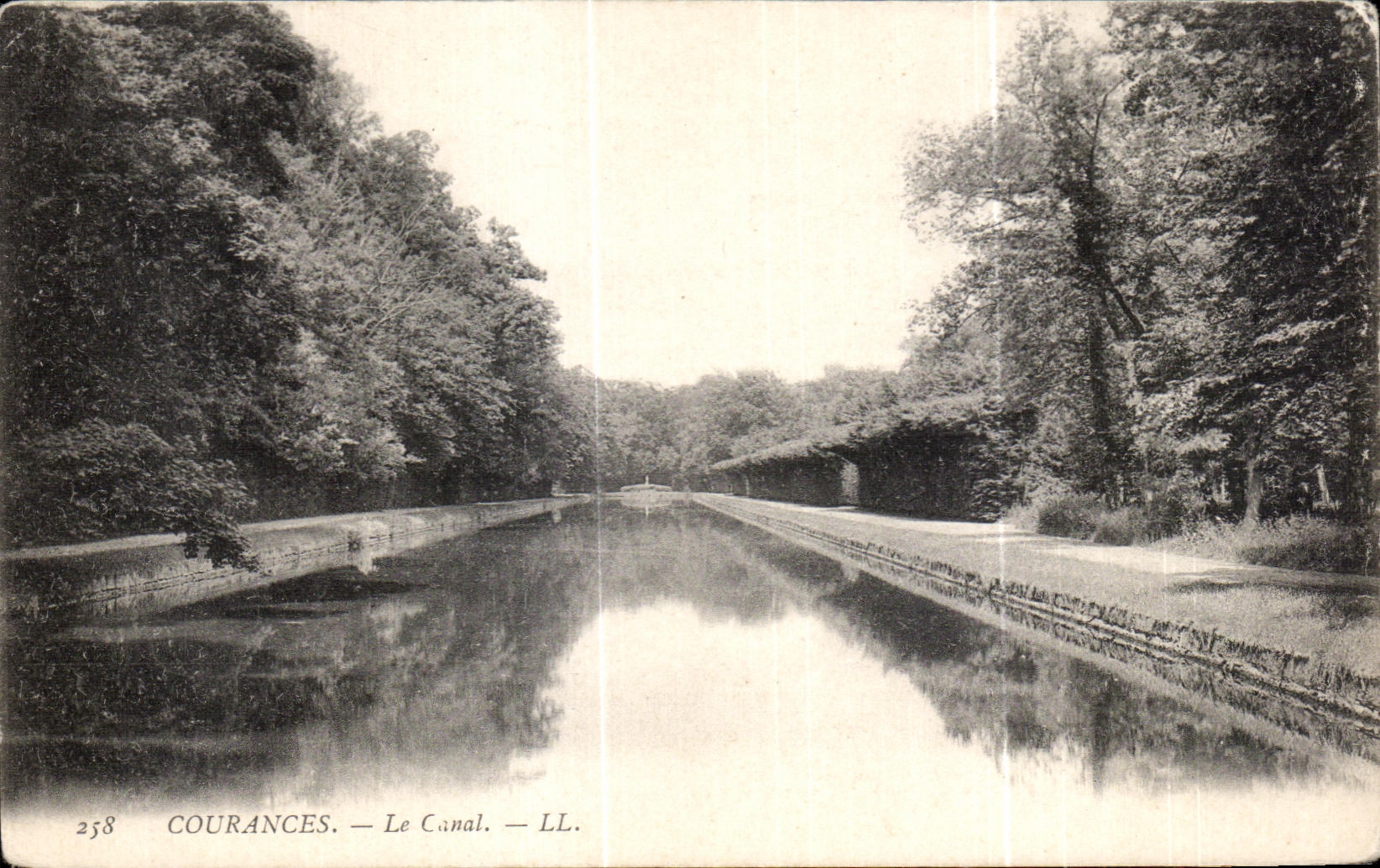 CPA Courances Le Canal