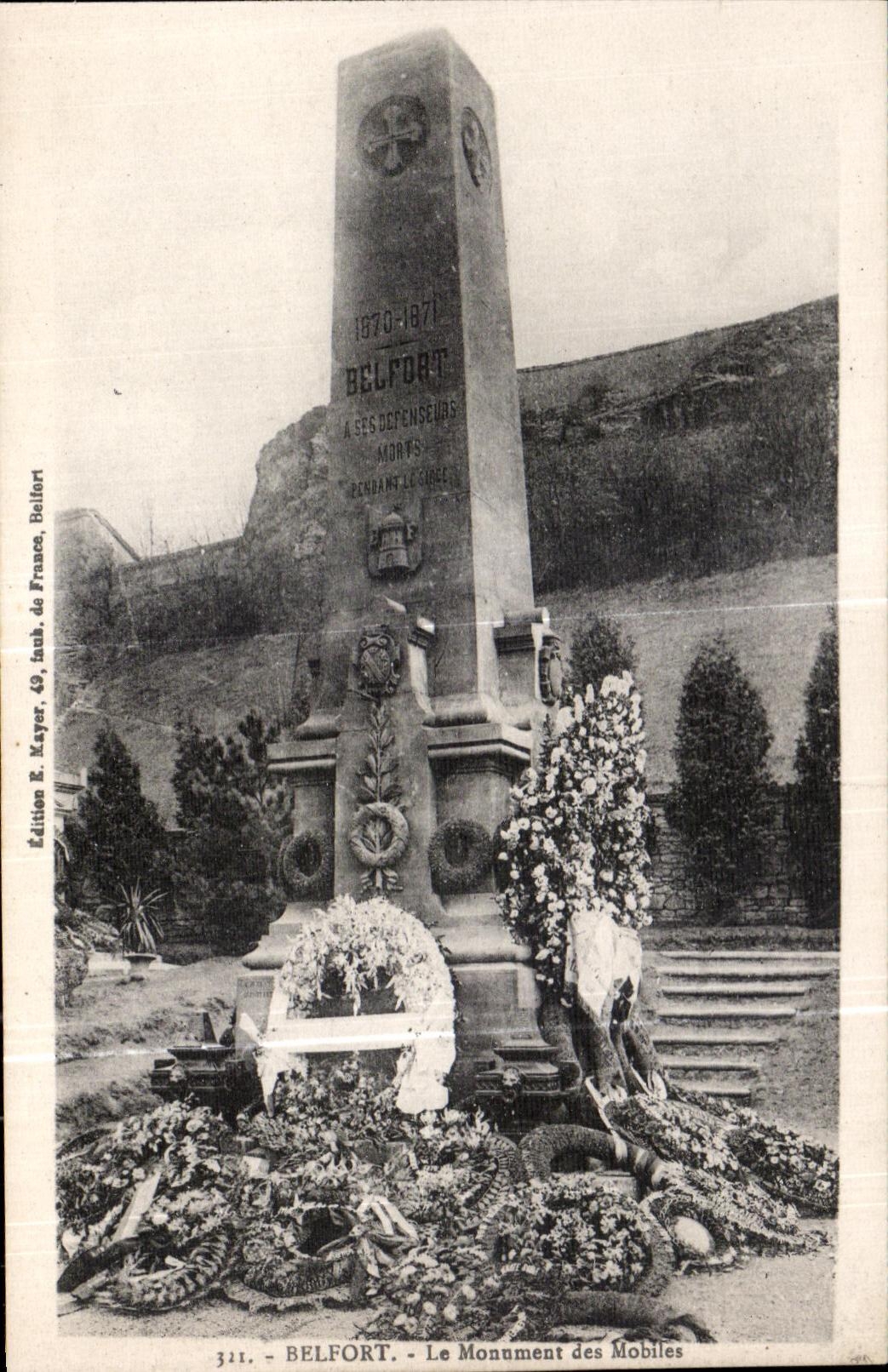 CPA Belfort Le monument of the Militaria Mobiles