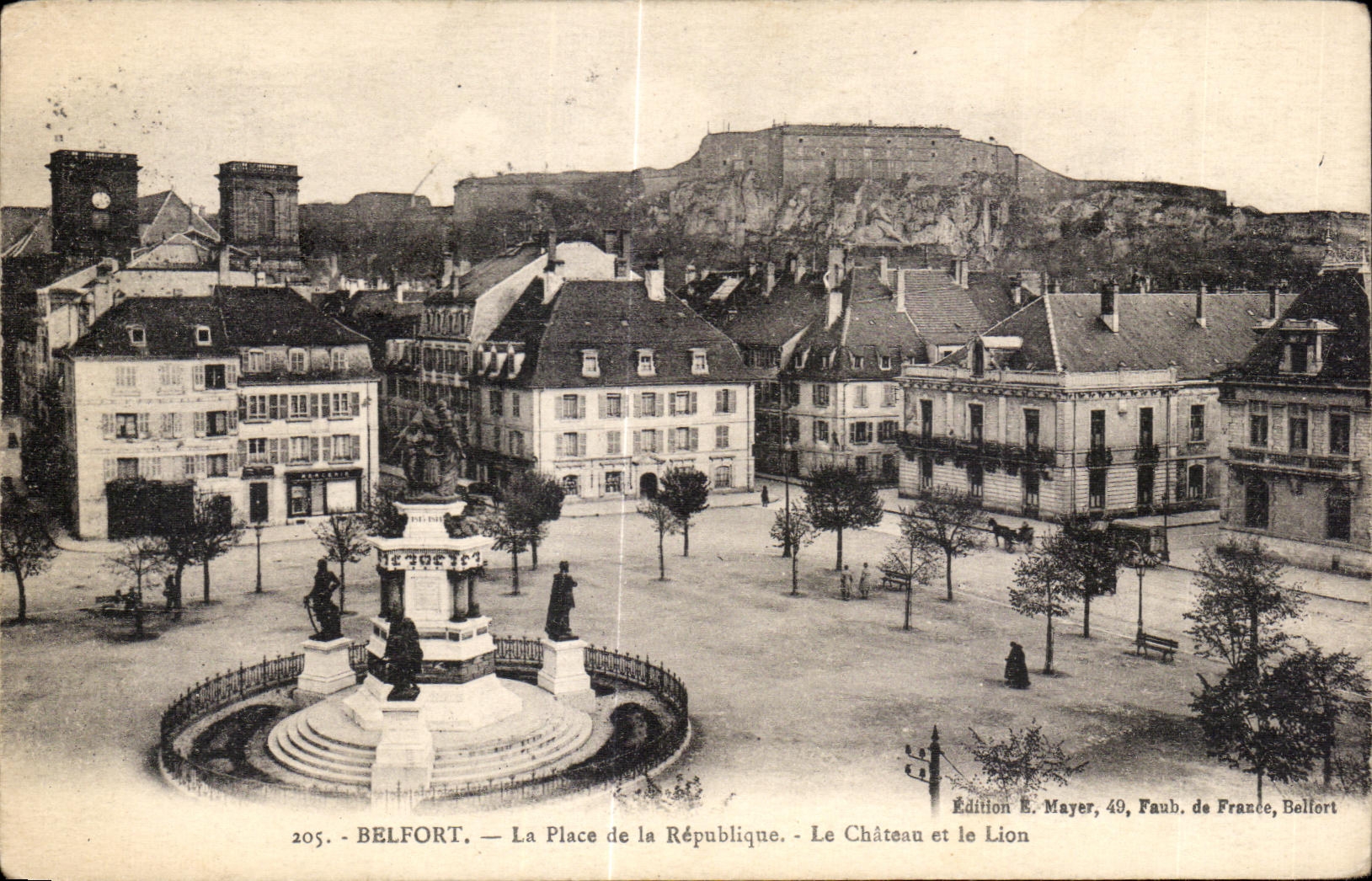 CPA Belfort the Place of Republique Le Castle and the Lion
