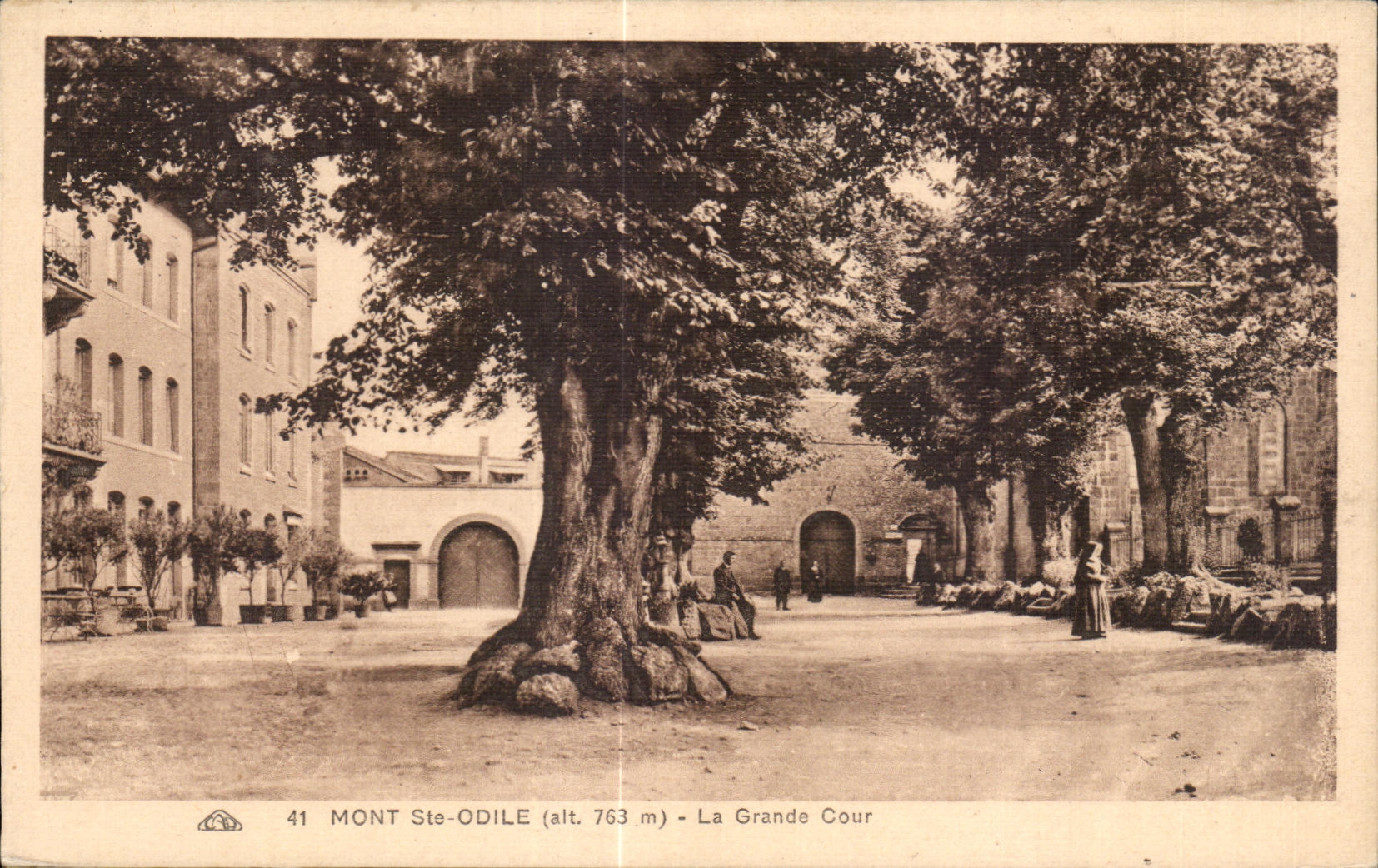 Montaje co de CPA Corte grande de Odile