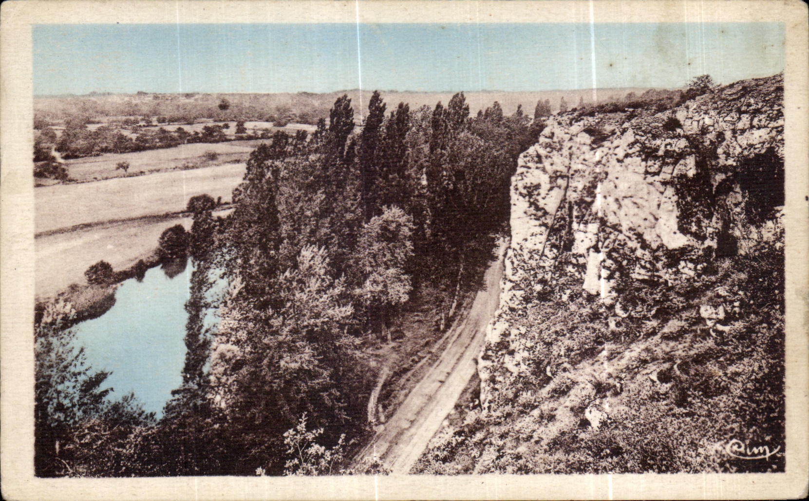 CPA Lombault hers on the Hollow road of the White