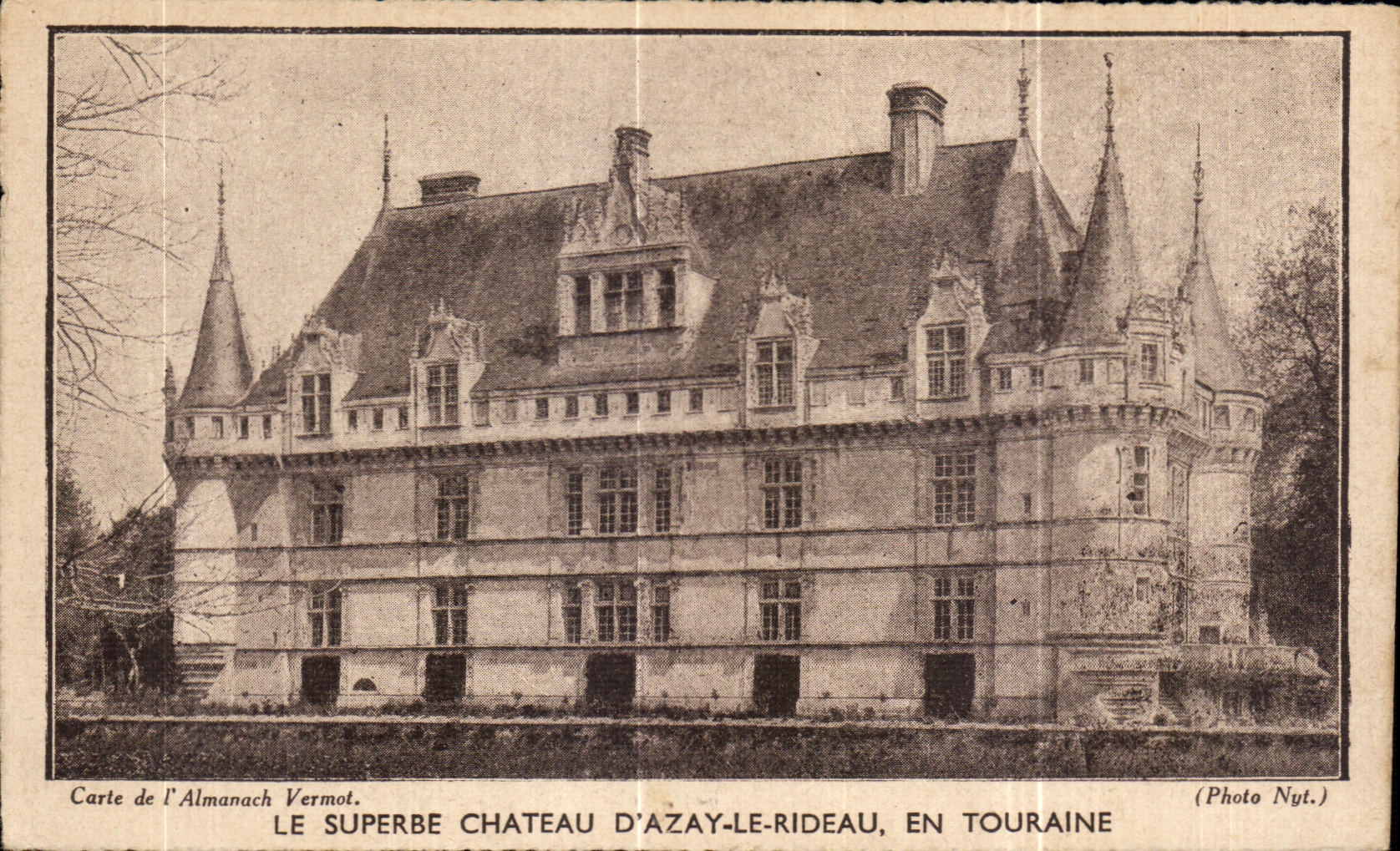 CPA el Castle magnifico Azay Le Curtain In Touraine