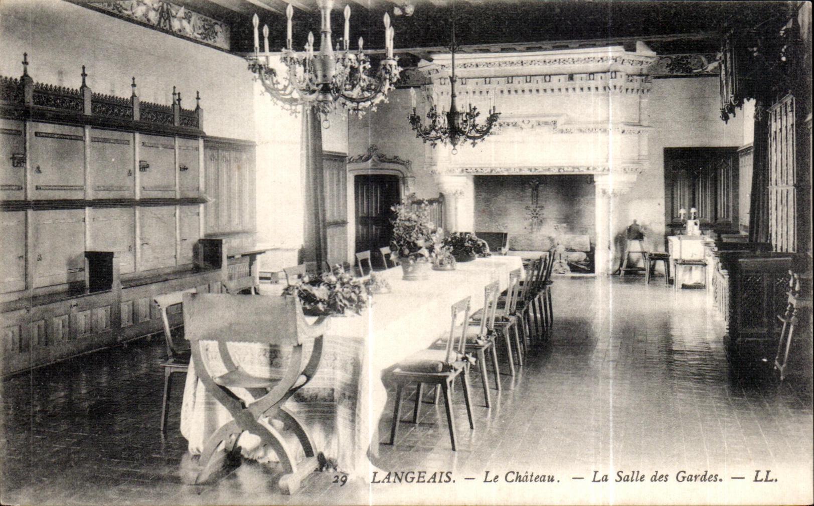 CPA Langeais el castillo el cuarto de los protectores