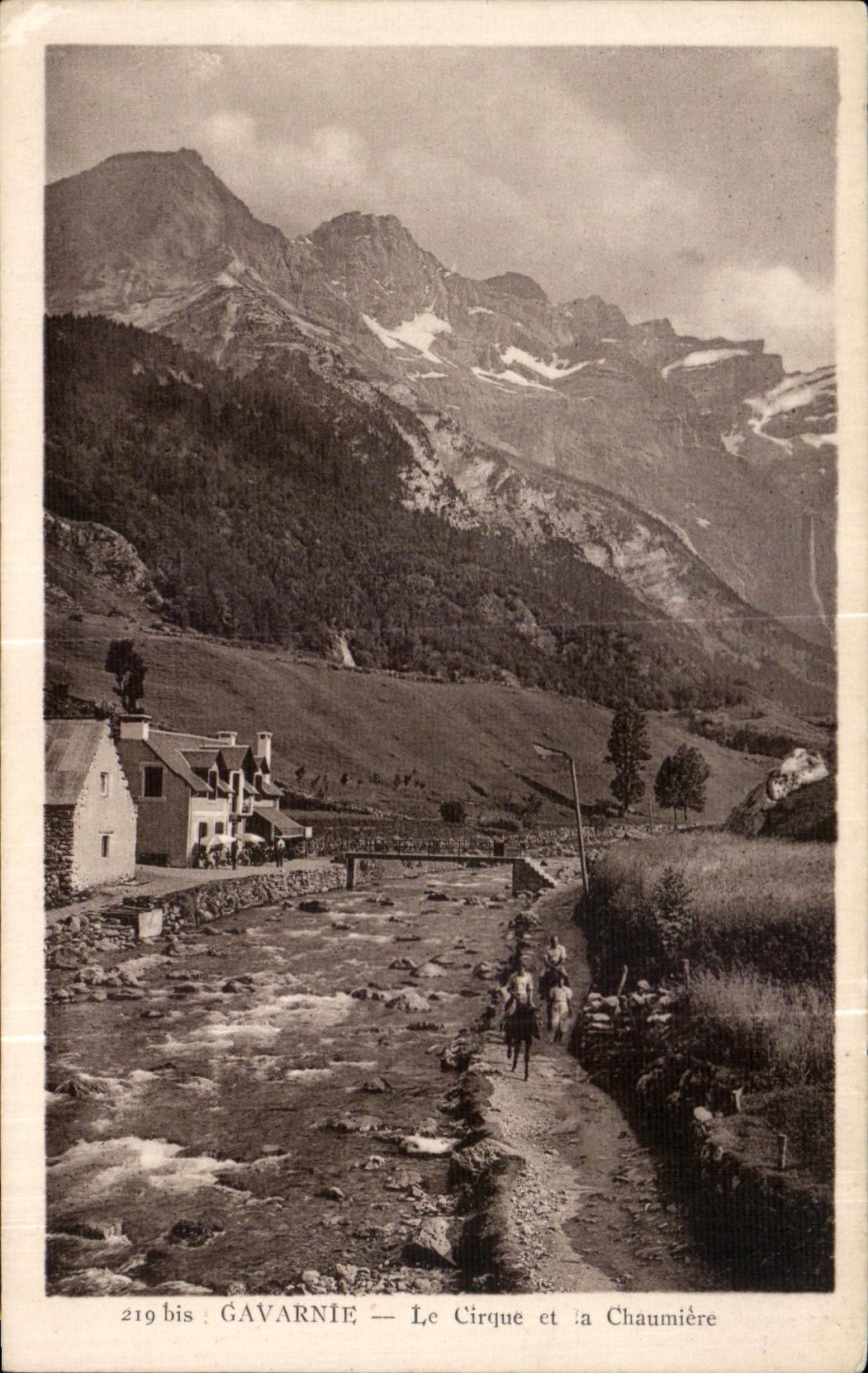 CPA Gavarnie Le Clicks and the Thatched cottage