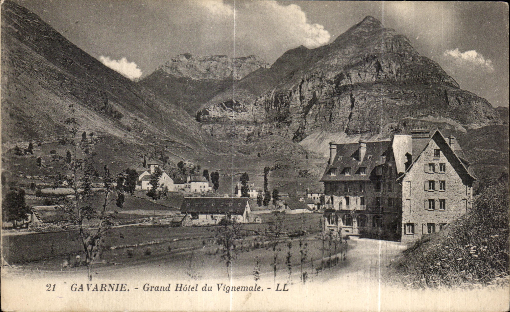 CPA Gavarnie Gedre Hotel of Vignemale