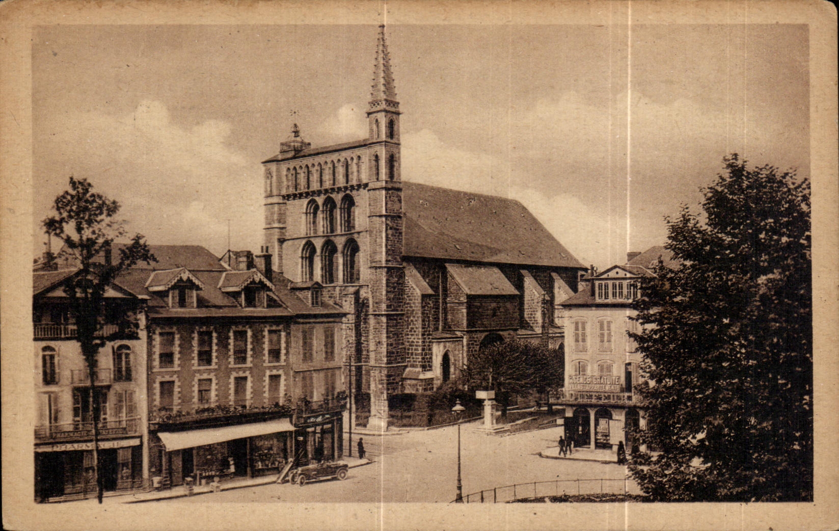 CPA Bagneres de Bigorre Church Saint Vincent