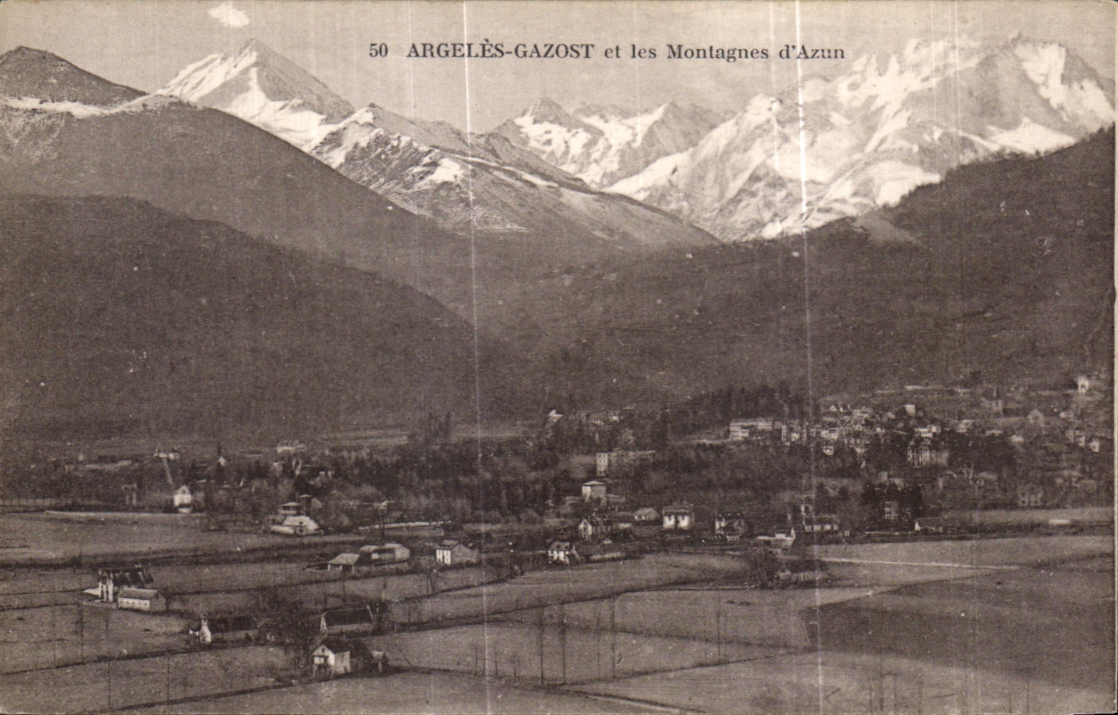 CPA Argeles Gazost y las montanas Azun