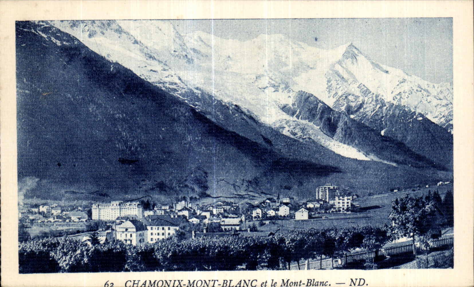 CPA Chamonix Mont Blanc et le Mont Blanc 