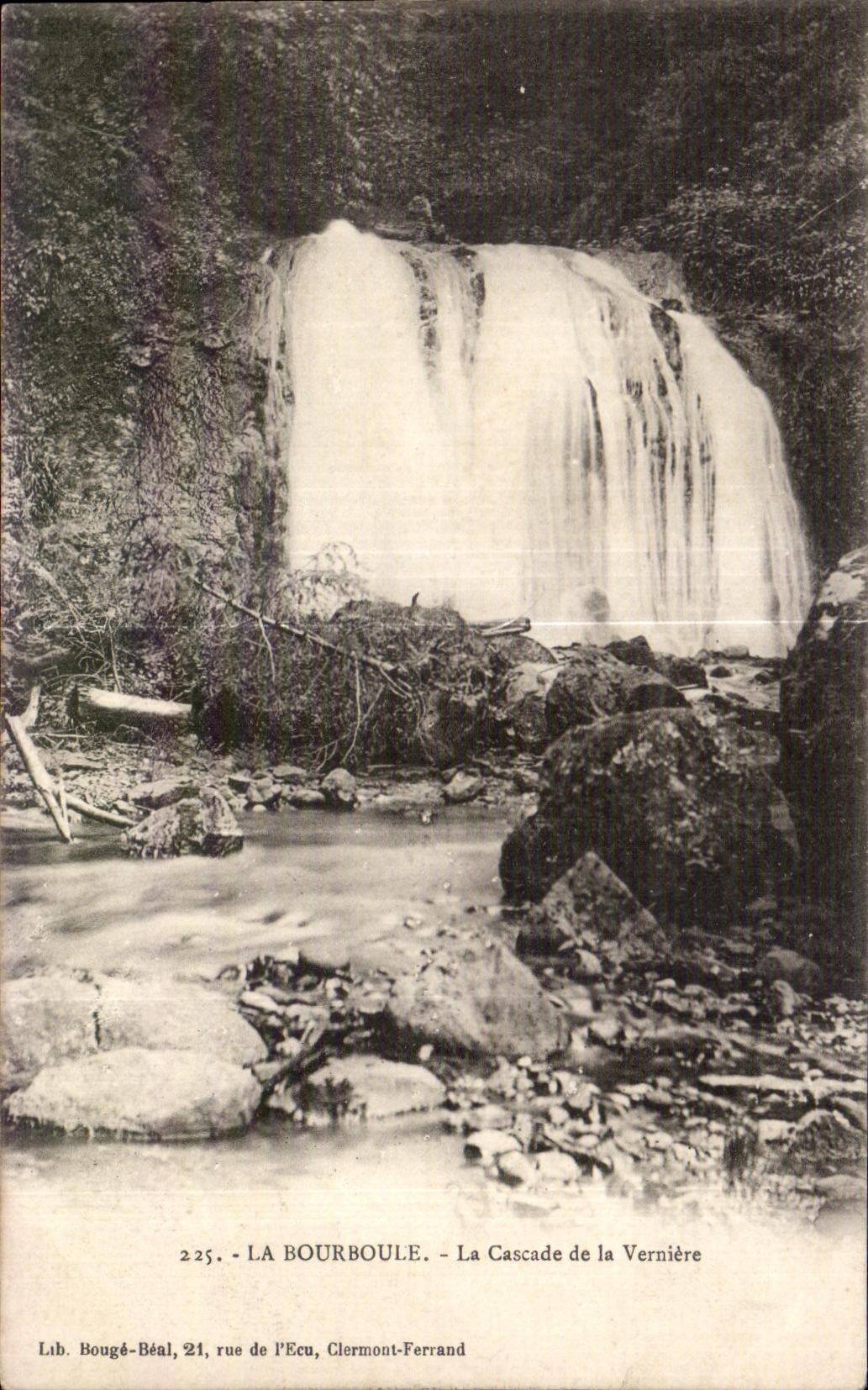 CPA La Bourboule La Cascade de la Verniere