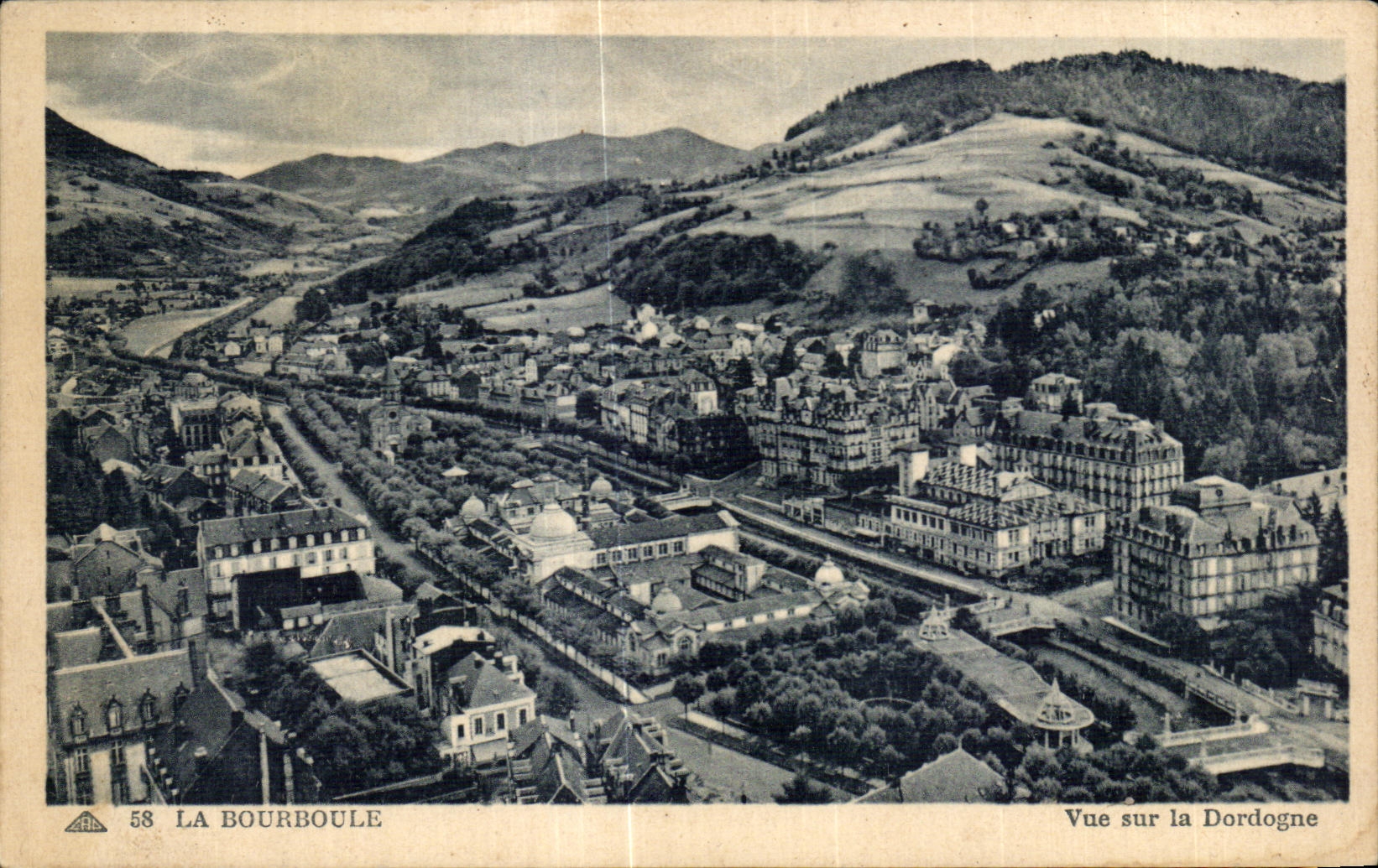 CPA La Bourboule Vue sur la Dordogne