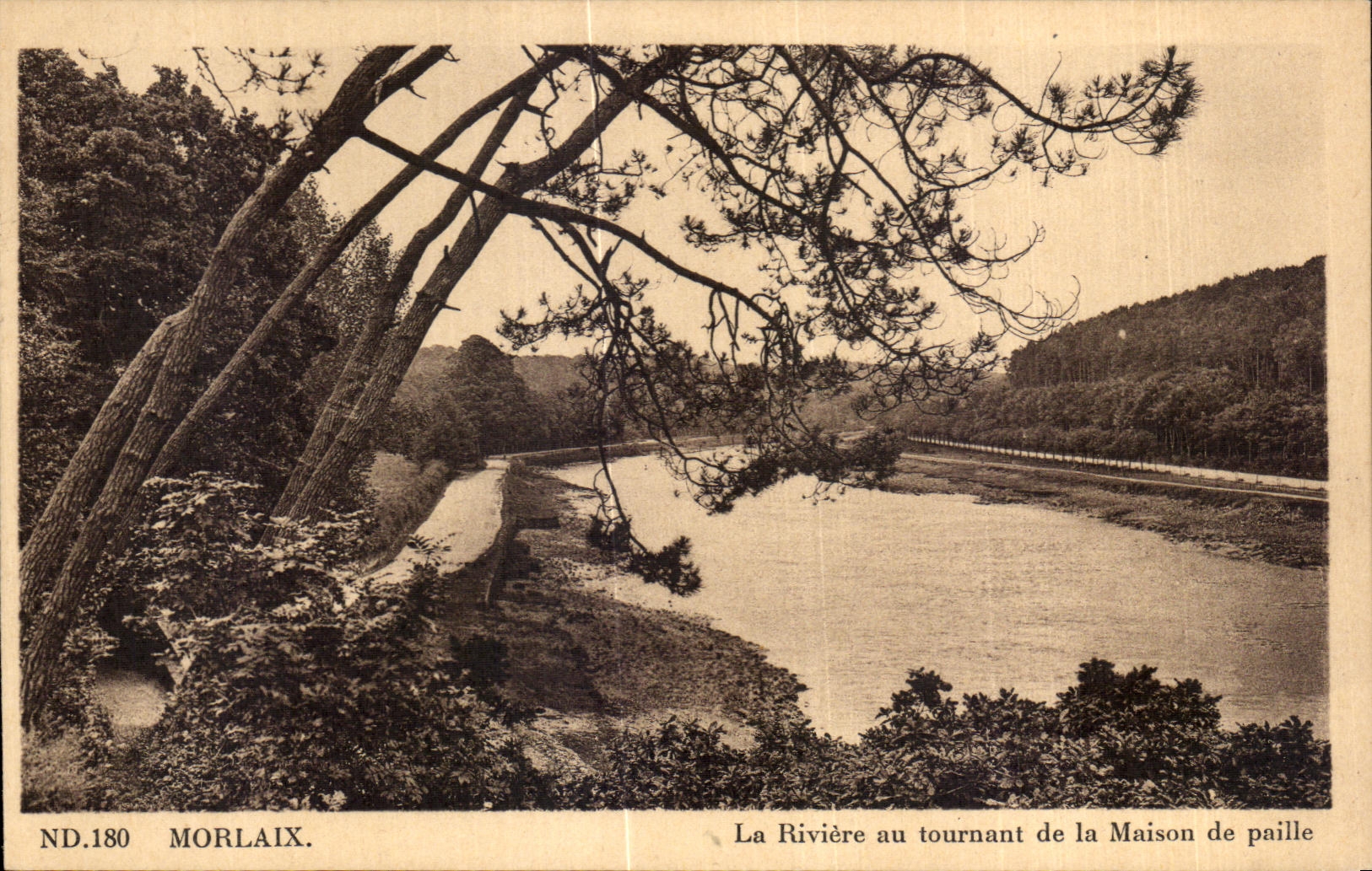 CPA Morlaix La Riviere au Tournant de la Maison de Paille 