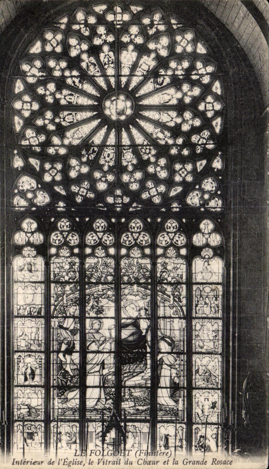 CPA Le Folgoet Finstere Interieur de I Eglise le Vitrail du Choeur et la Grande Rosace